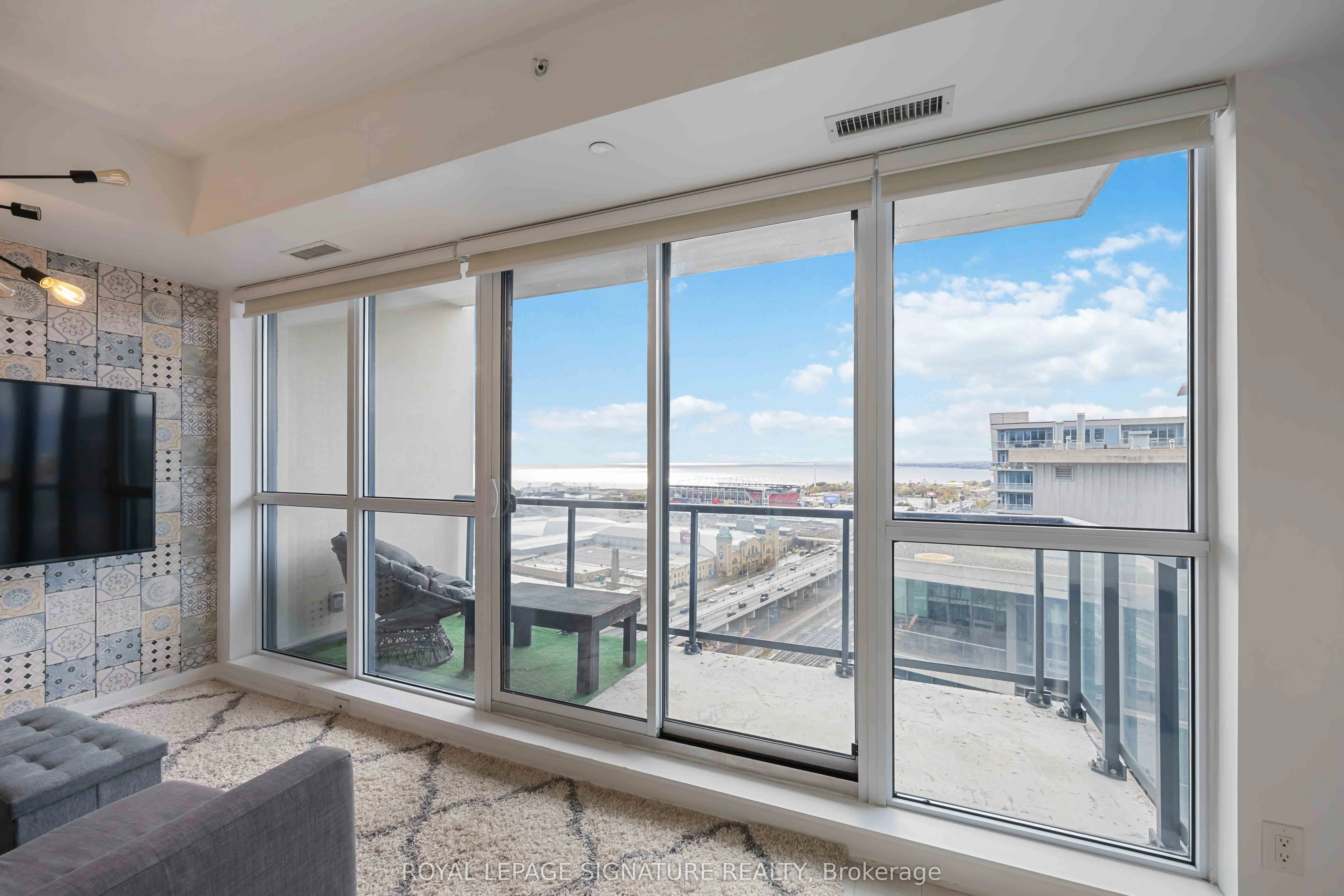 51 East Liberty Street, #2215