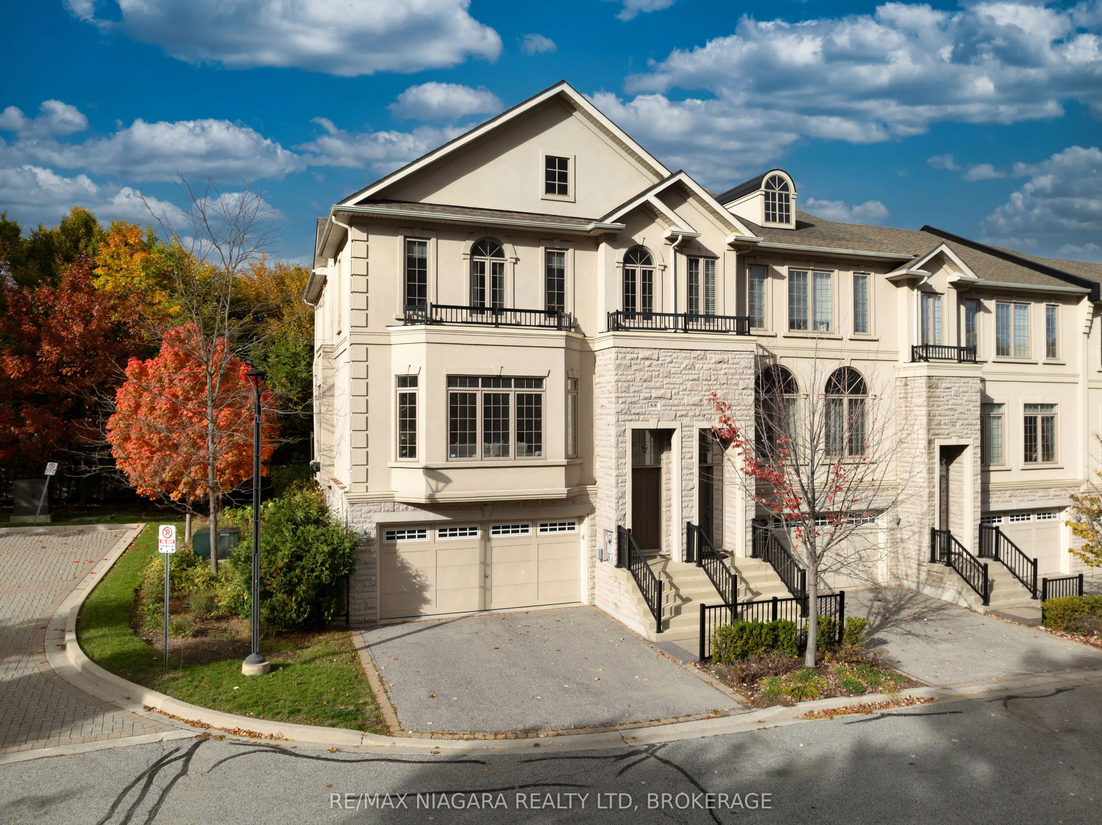 88 Bloorview Place, #26