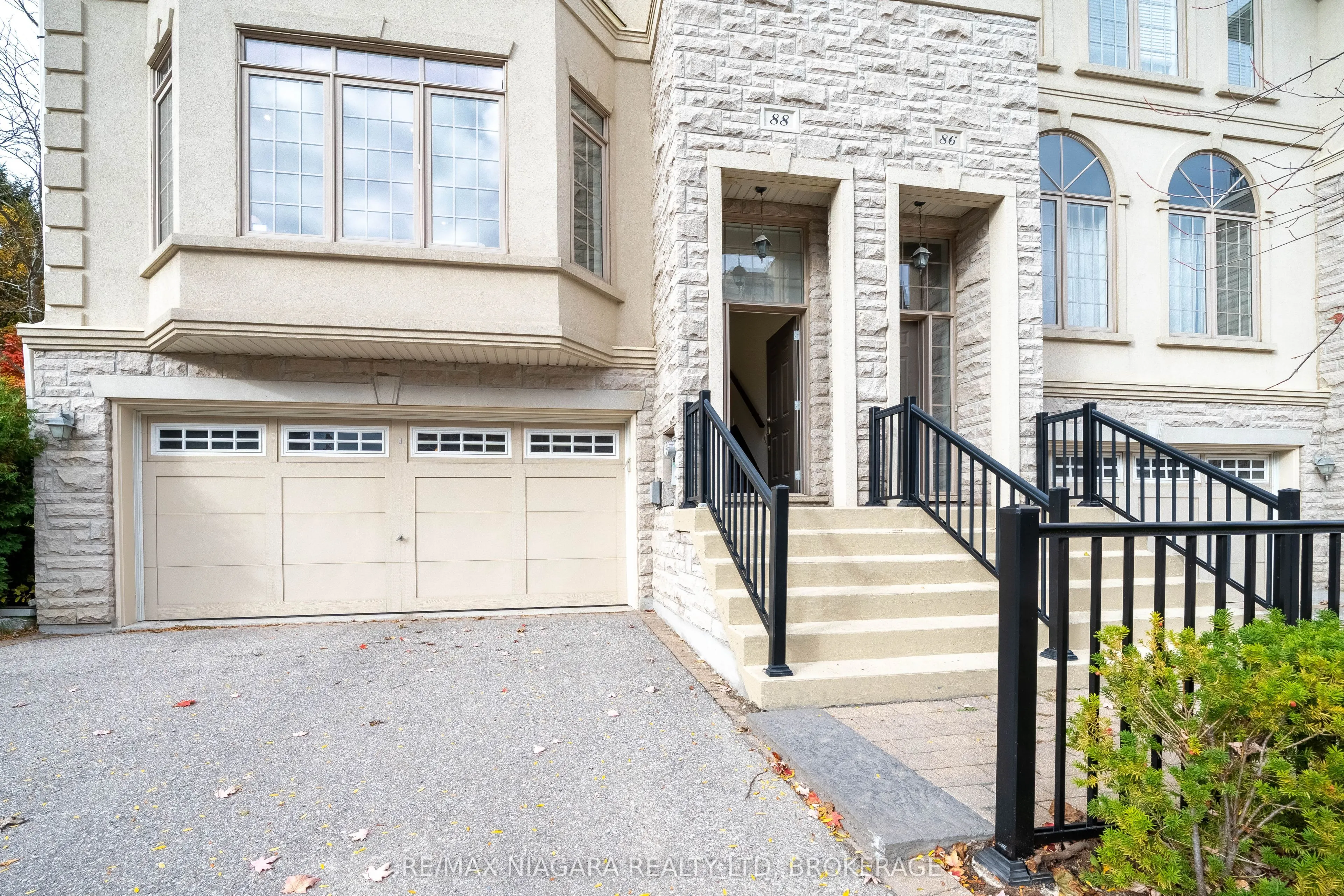 88 Bloorview Place, #26