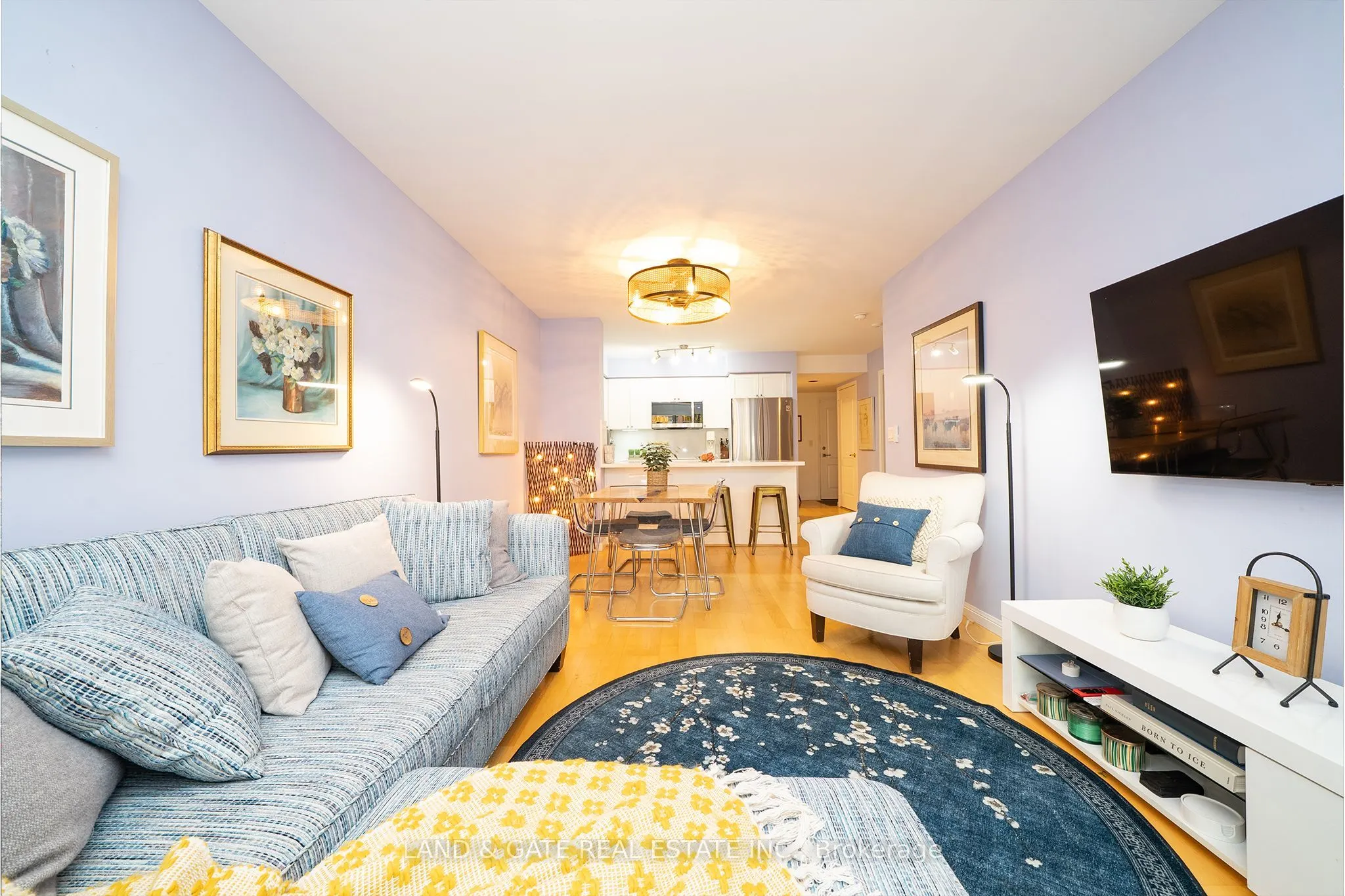 18 Stafford Street, #202