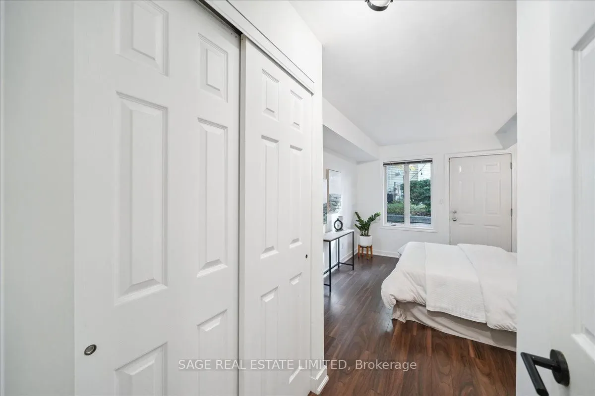 208 Niagara Street, #73