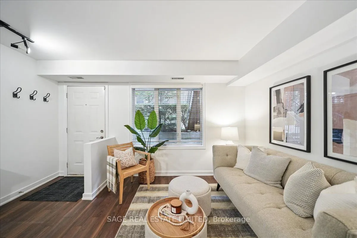 208 Niagara Street, #73