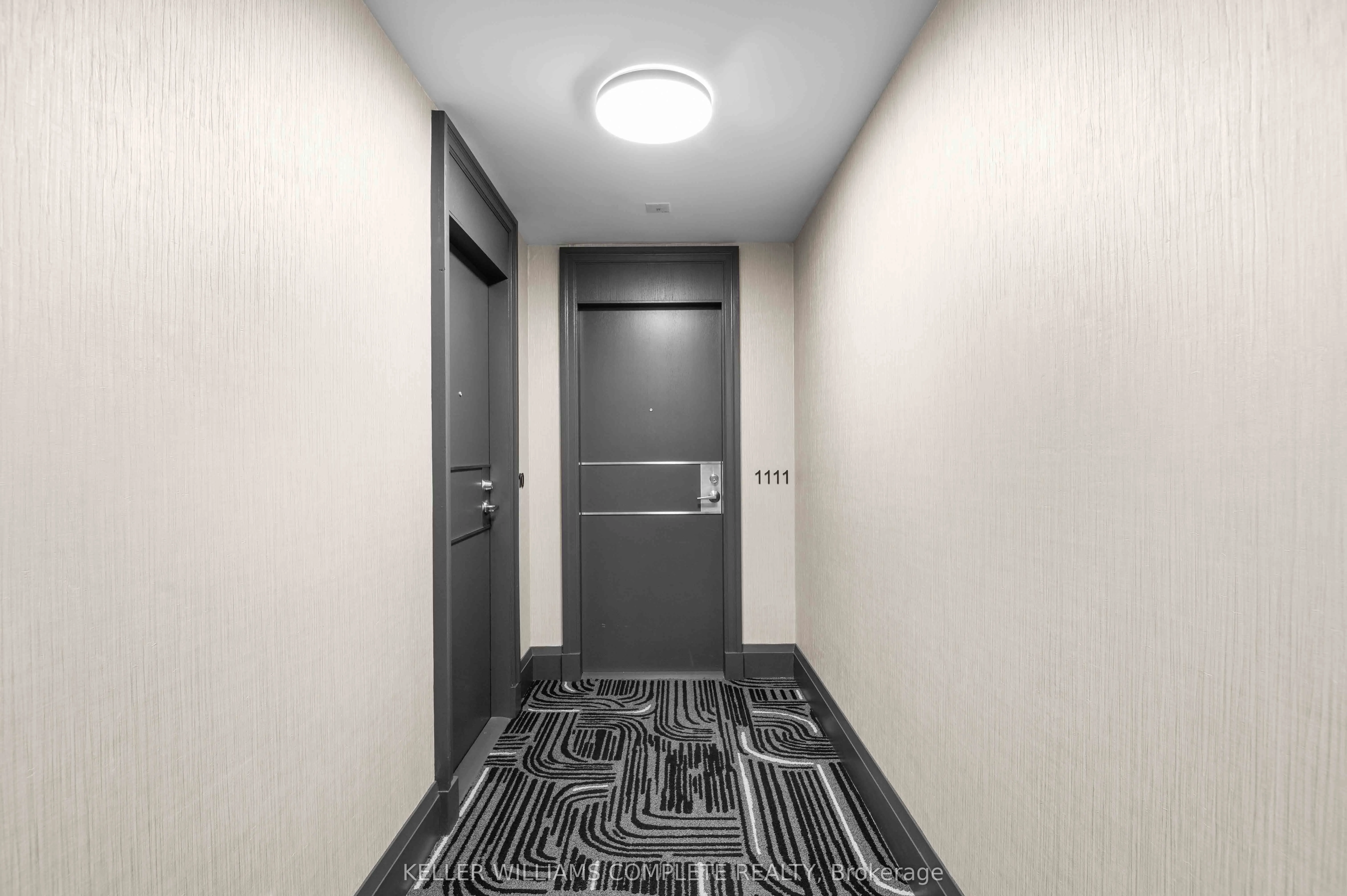 30 GRAND TRUNK Crescent SW, #1110