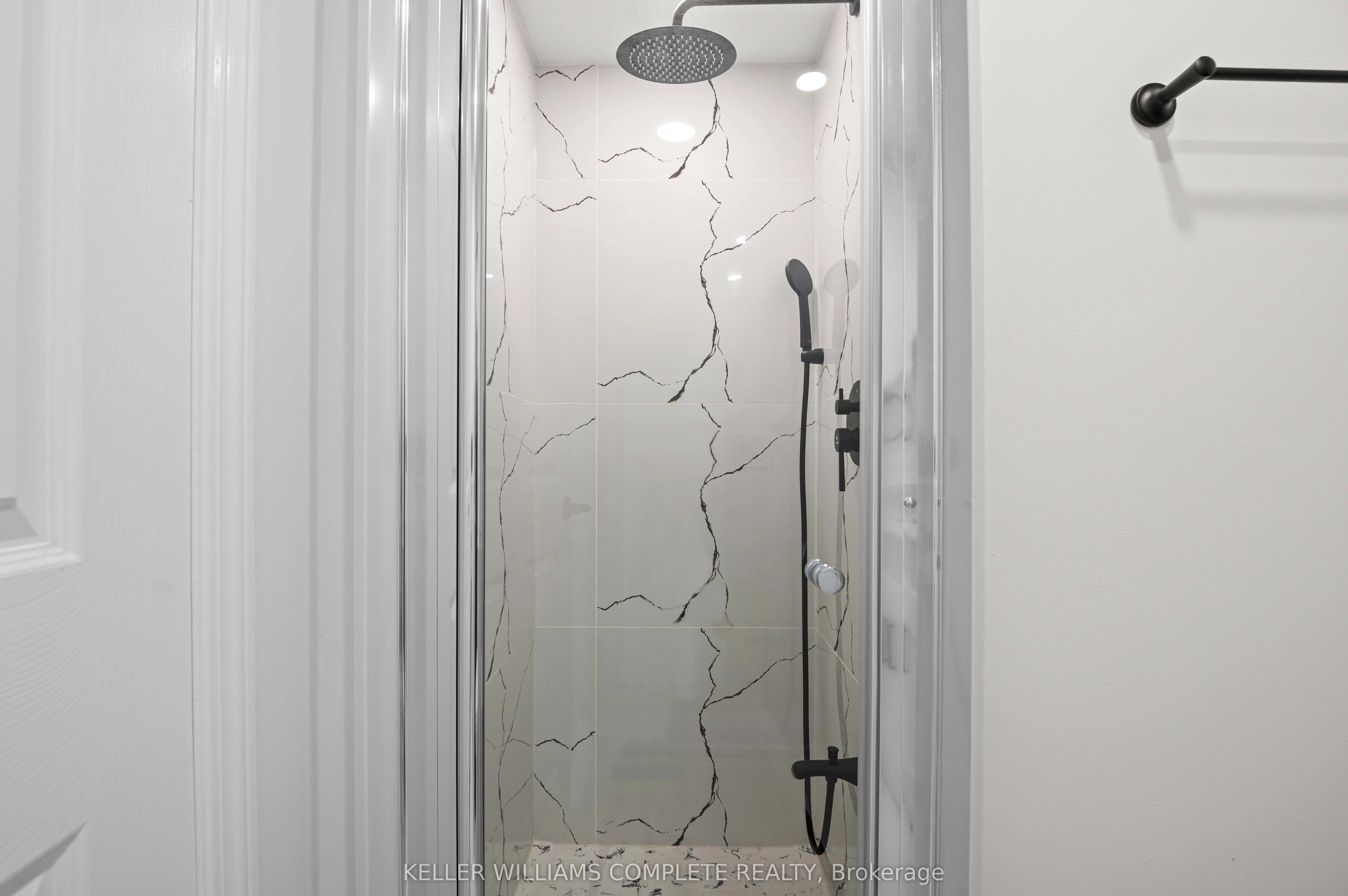 30 GRAND TRUNK Crescent SW, #1110