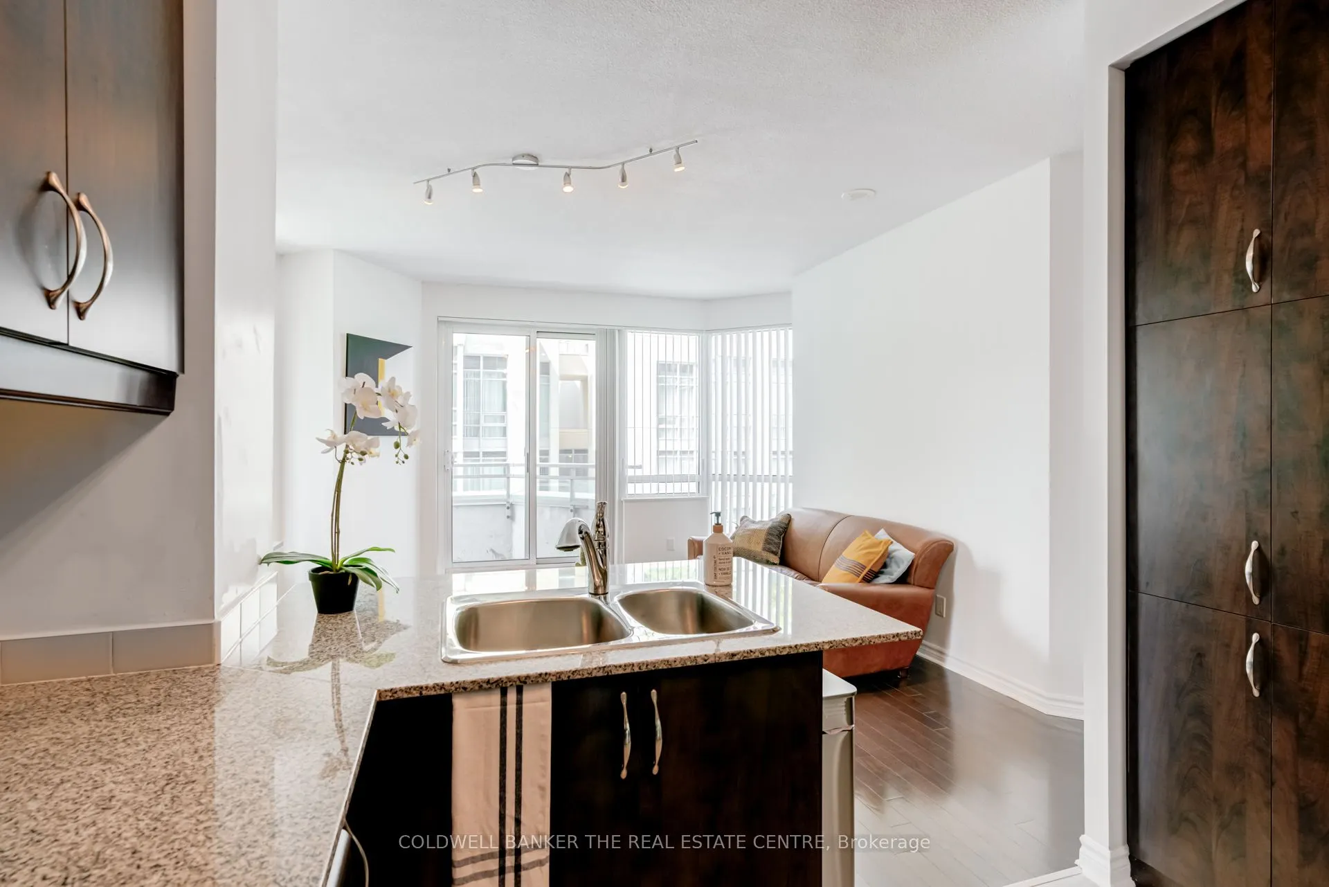 18 Holmes Avenue, #310