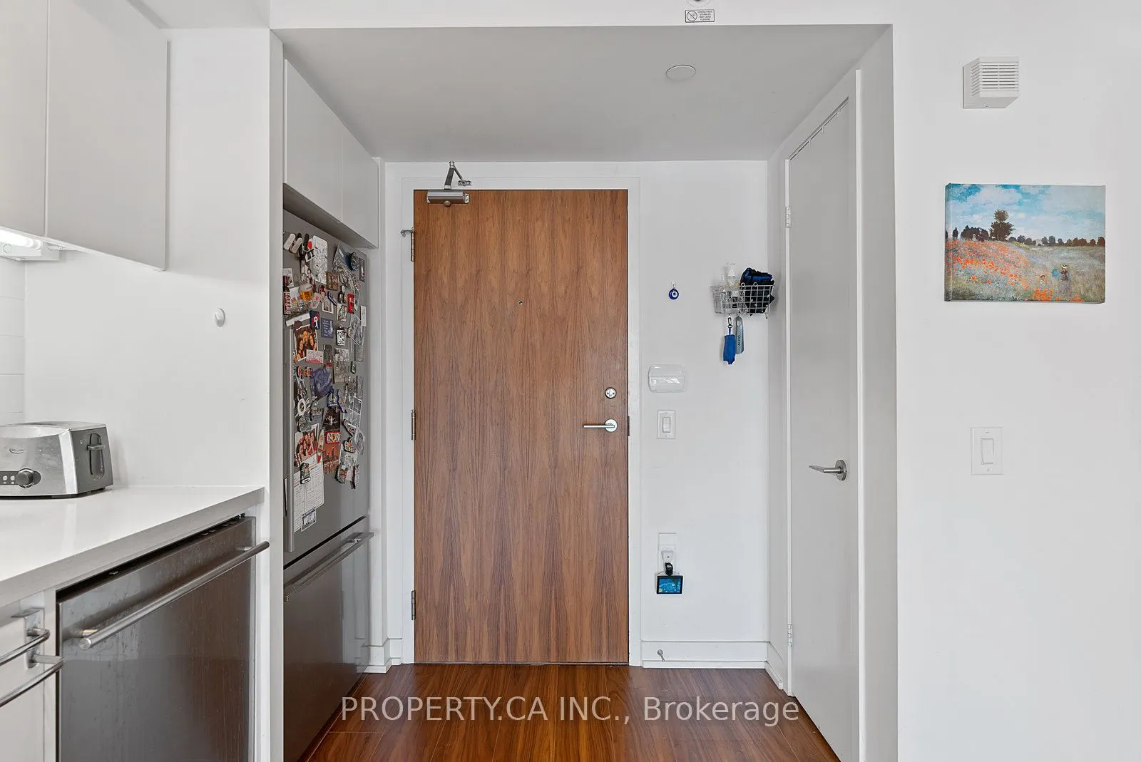 75 Queens Wharf Road, #812