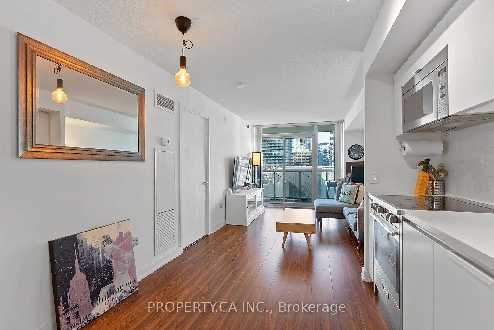 75 Queens Wharf Road, #812