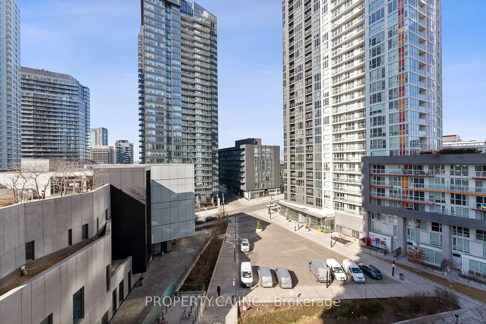 75 Queens Wharf Road, #812