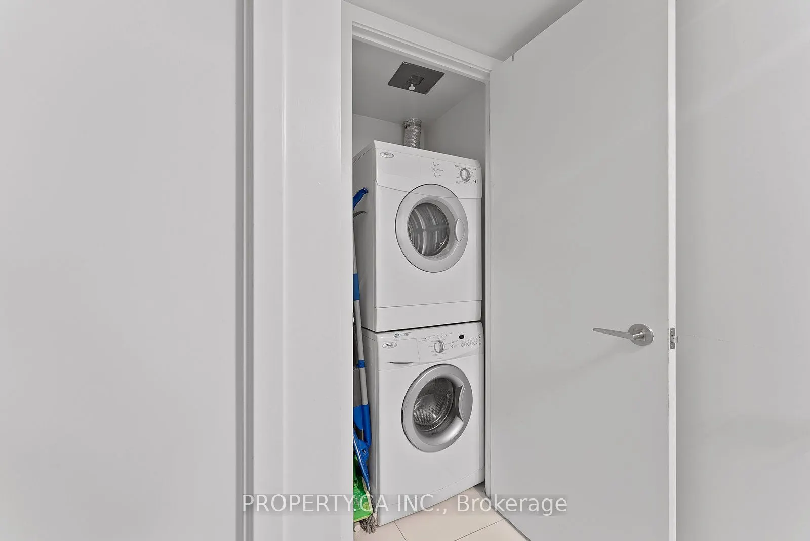 75 Queens Wharf Road, #812