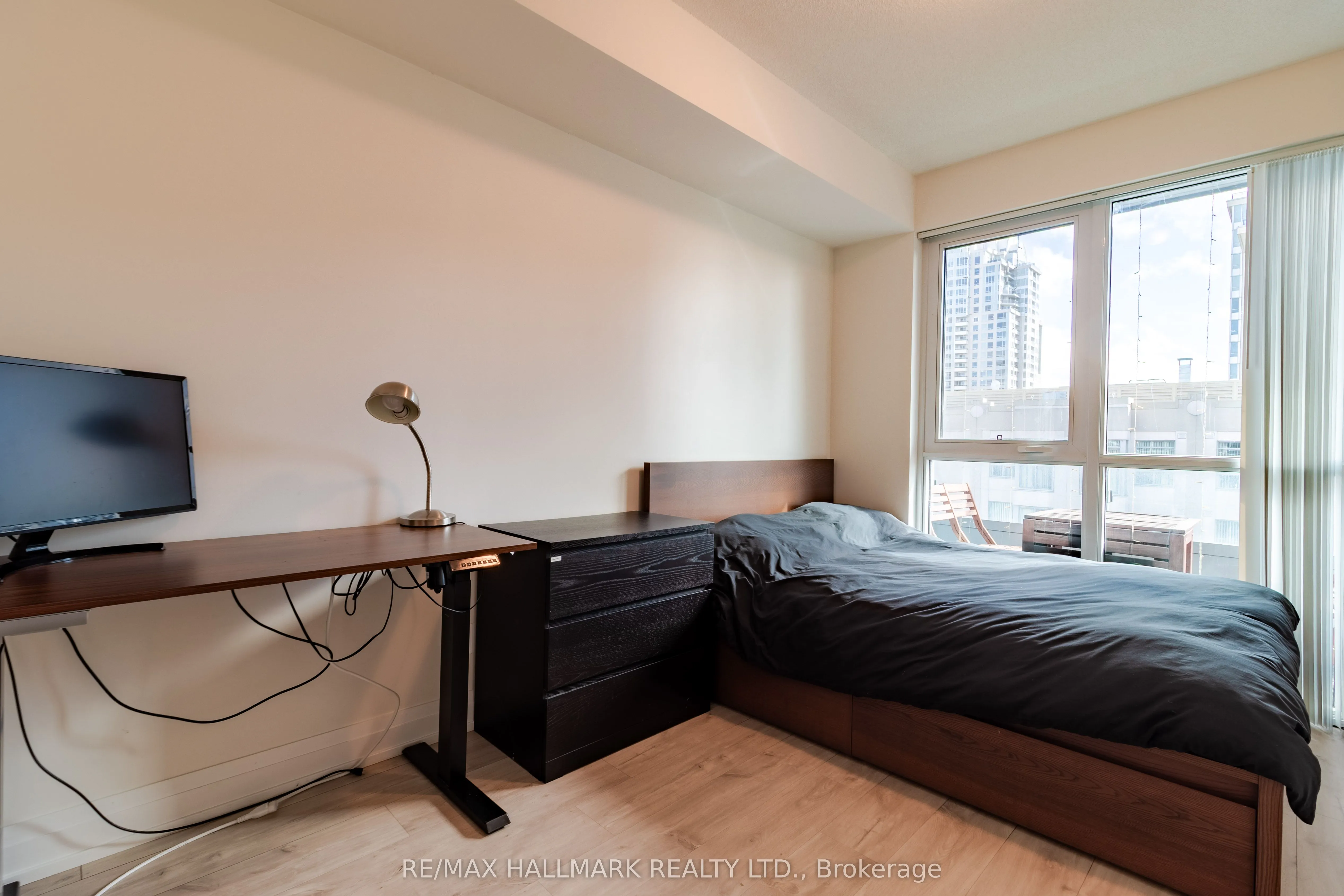 591 Sheppard Avenue E, #908