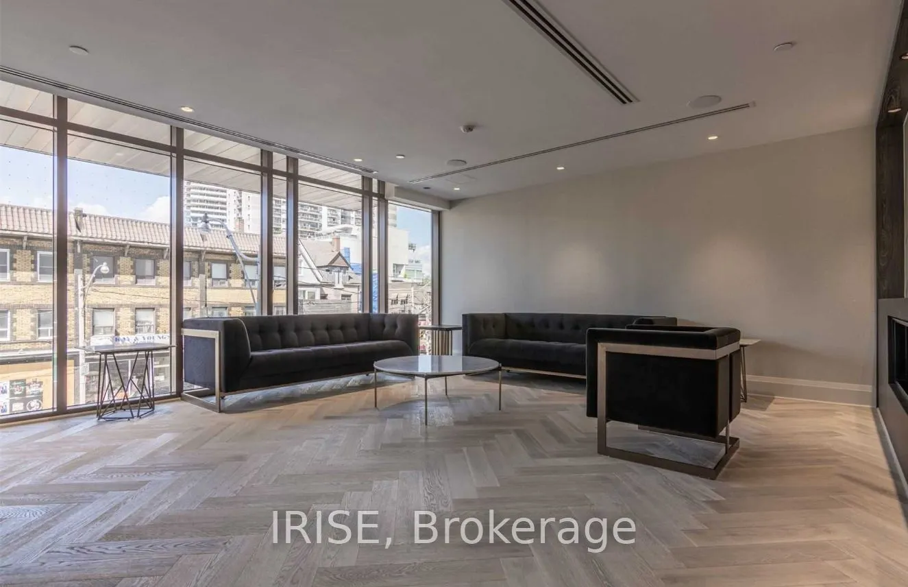 151 Avenue Road, #705