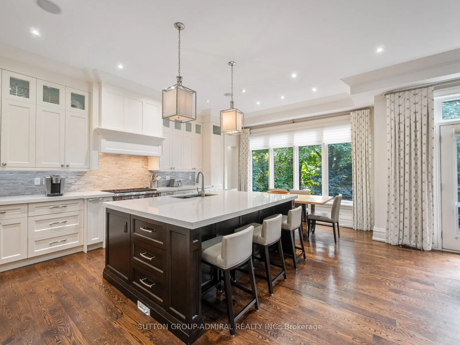 237 Joicey Boulevard