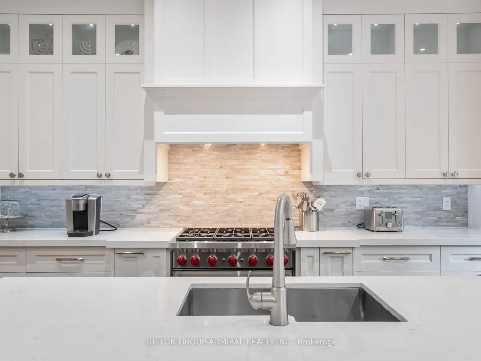 237 Joicey Boulevard