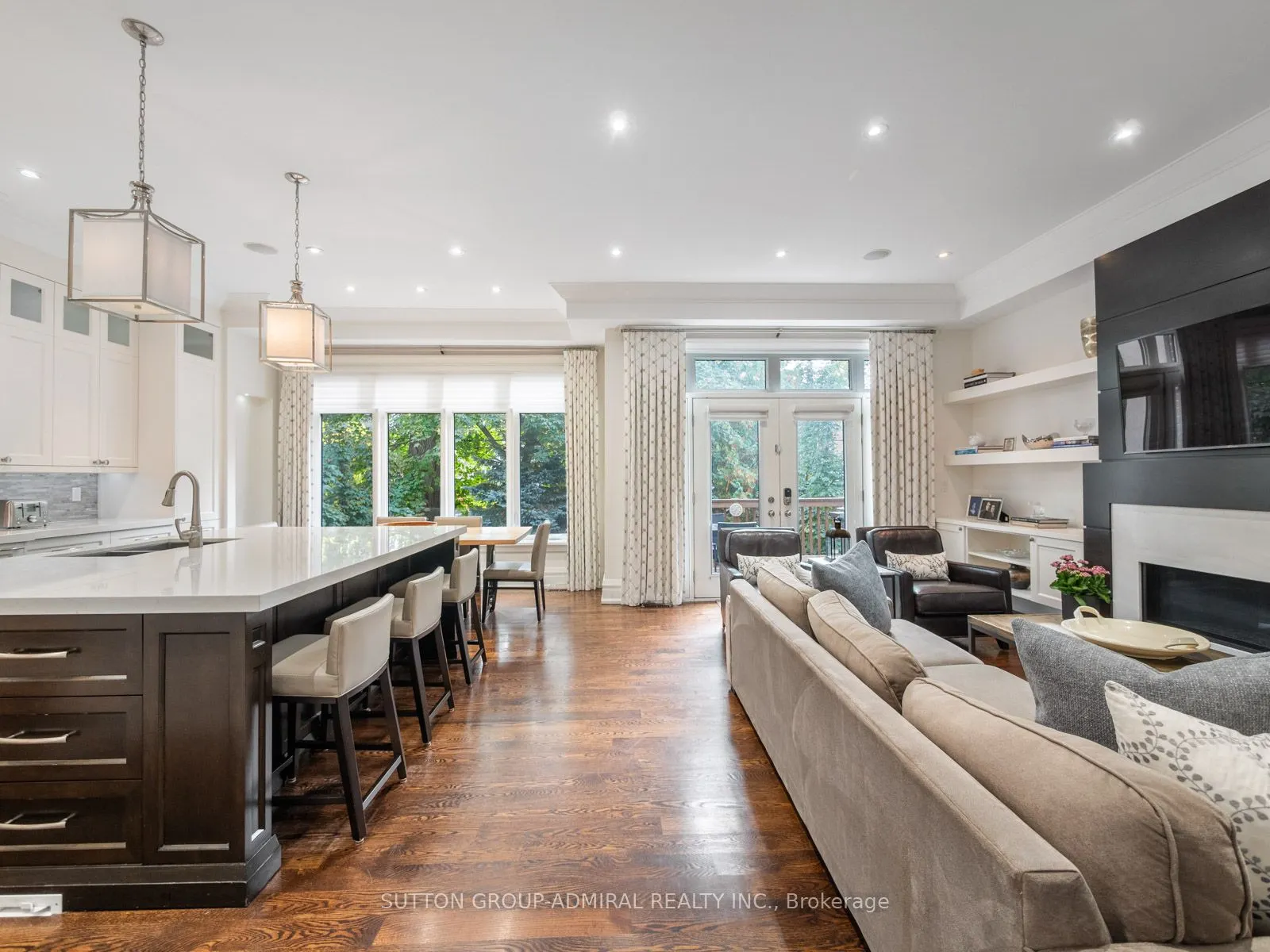 237 Joicey Boulevard