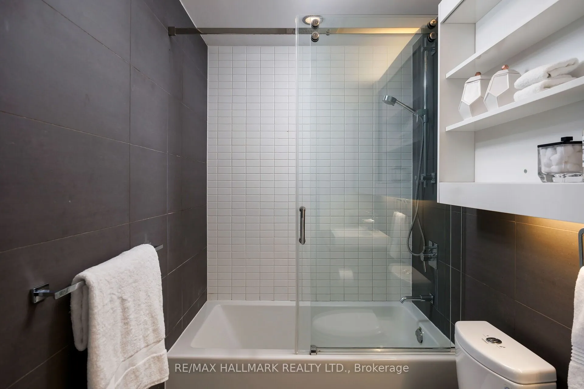 51 Trolley Crescent, #1109