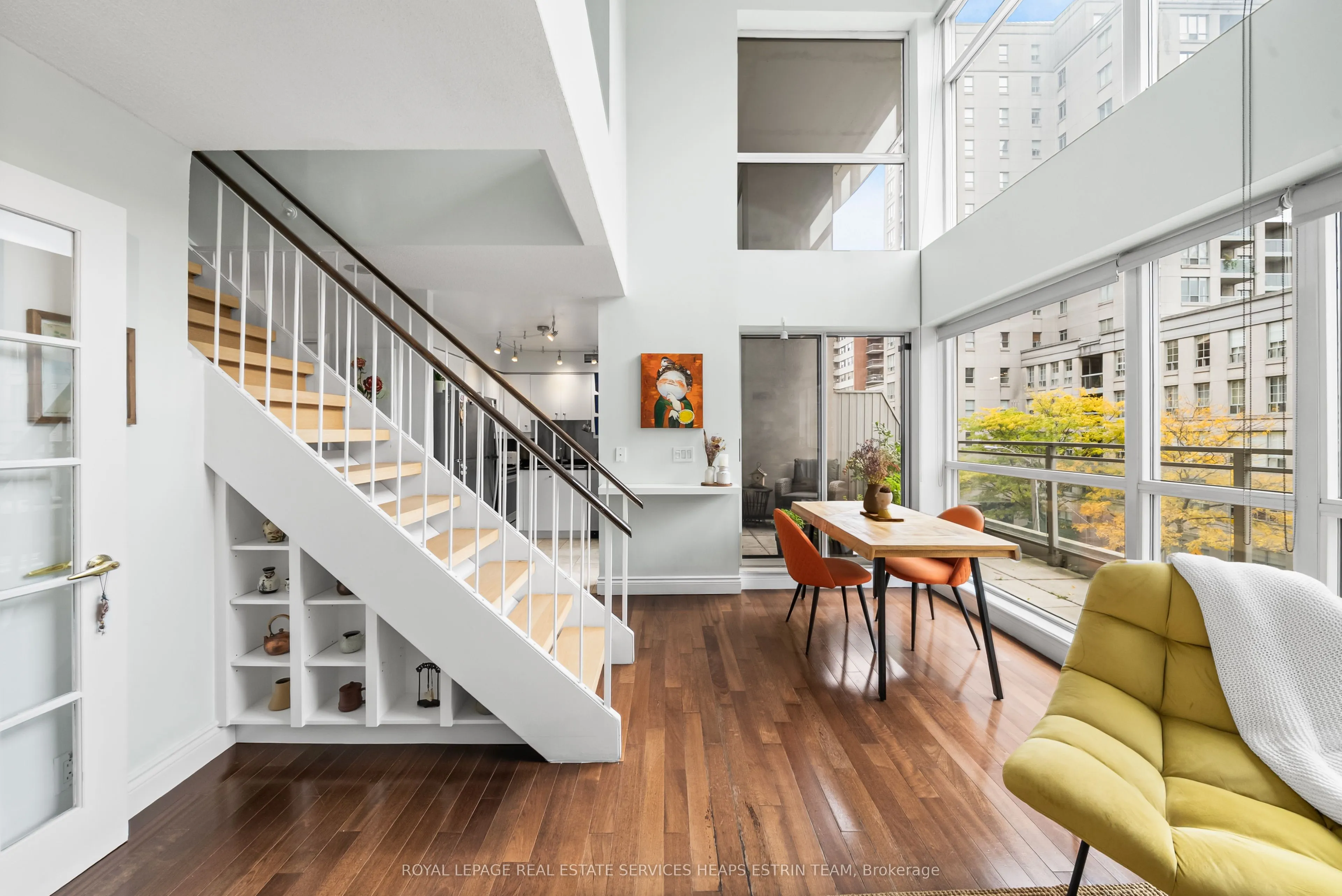 18 Merton Street, #302