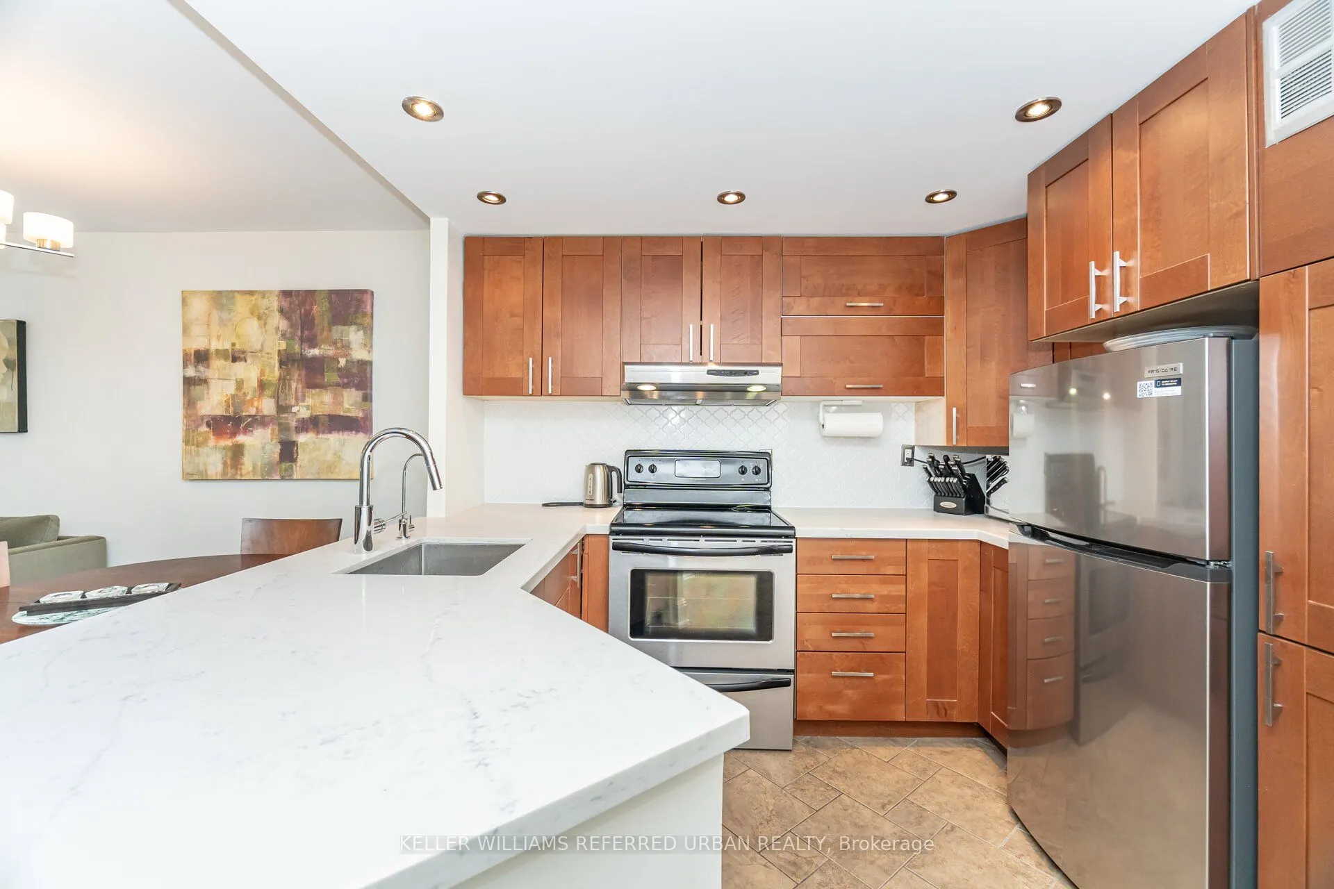 77 Maitland Place, #107