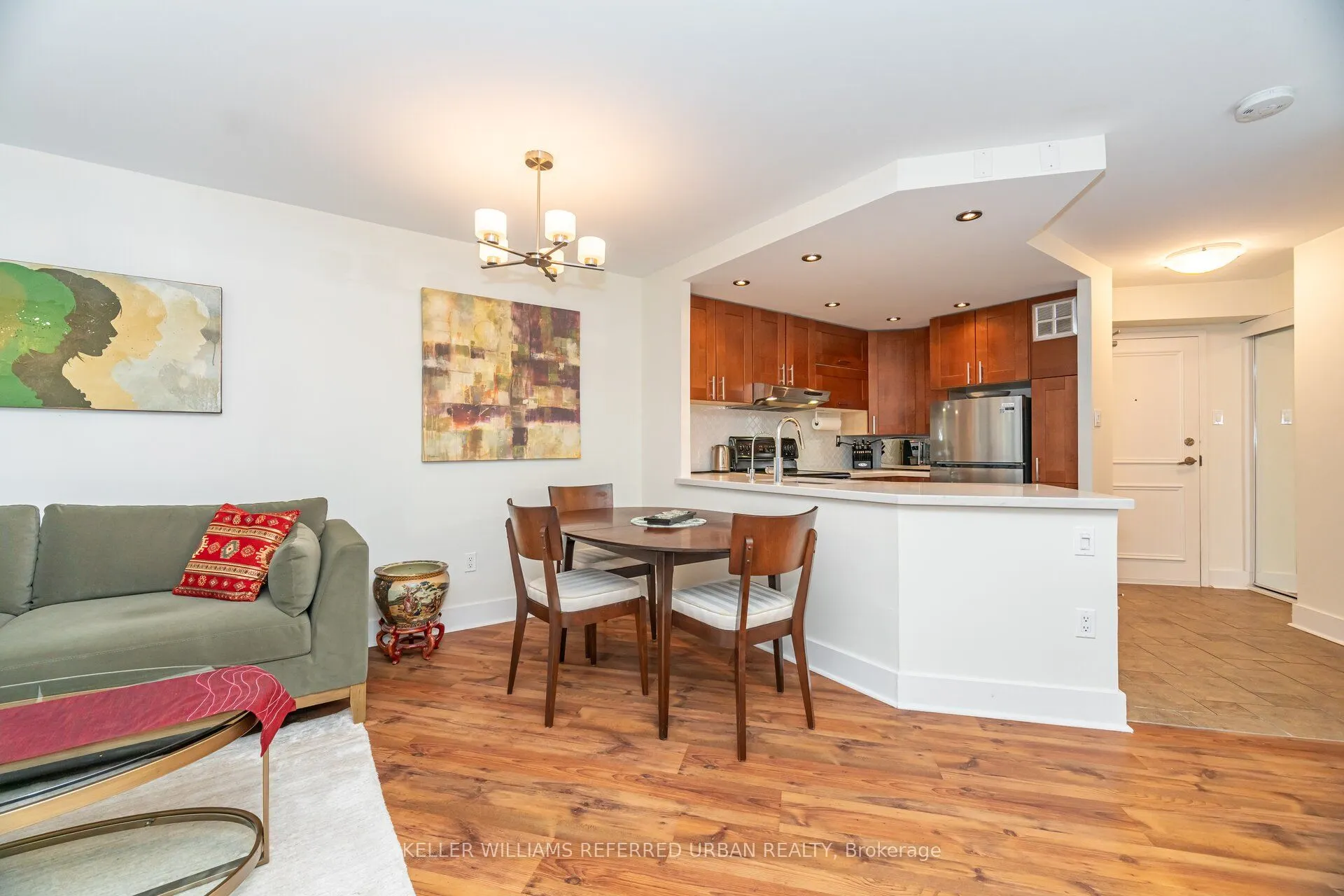 77 Maitland Place, #107