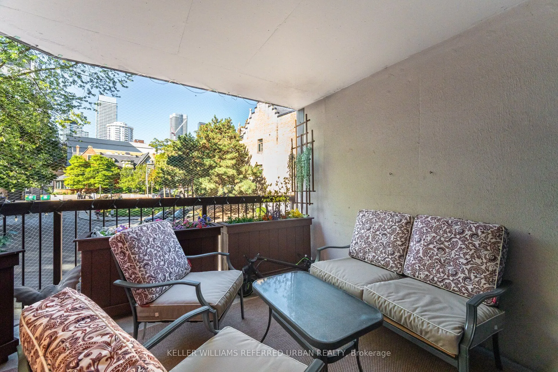 77 Maitland Place, #107