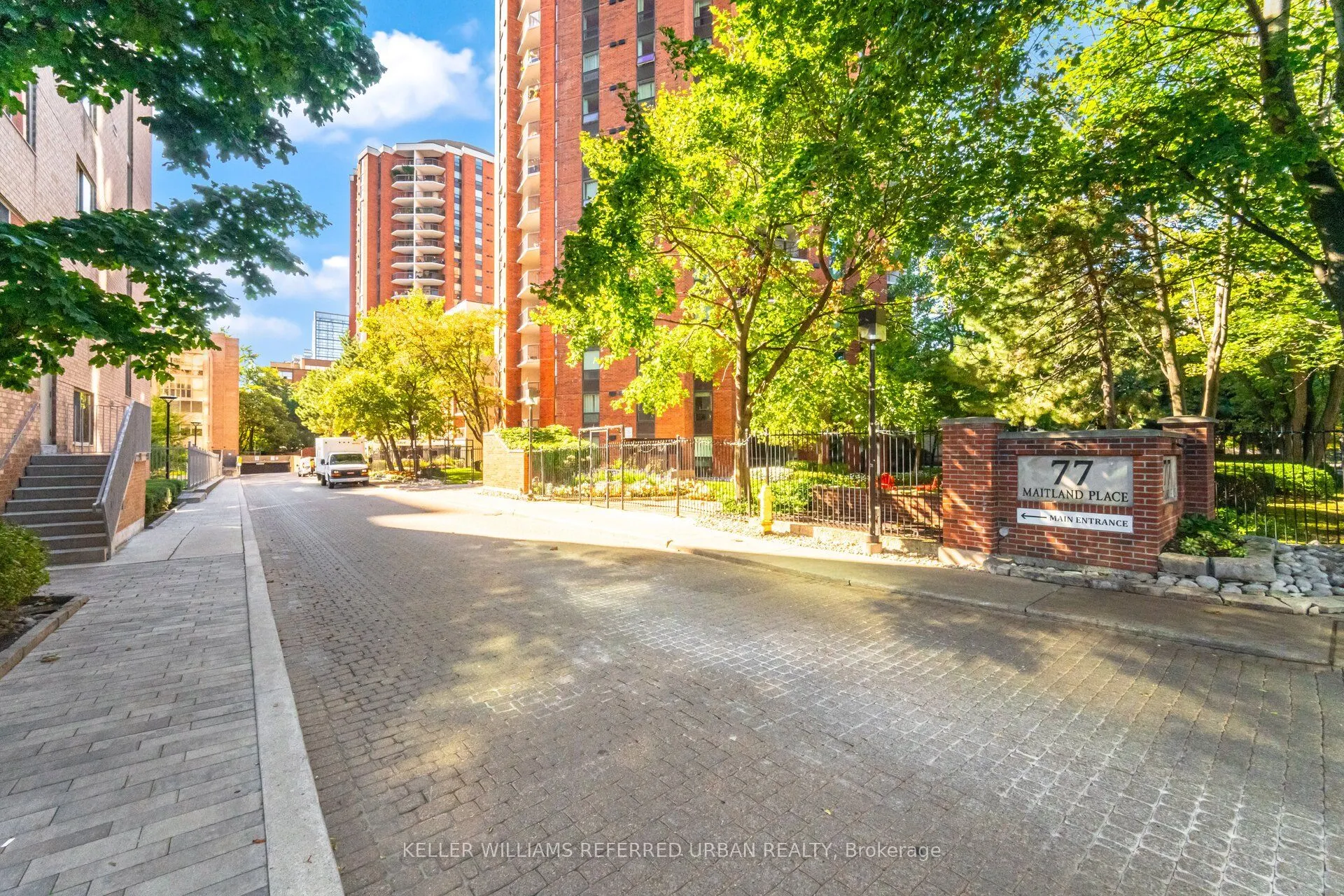 77 Maitland Place, #107