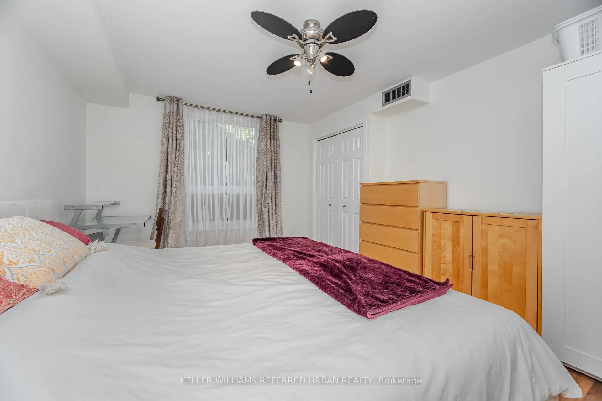 77 Maitland Place, #107