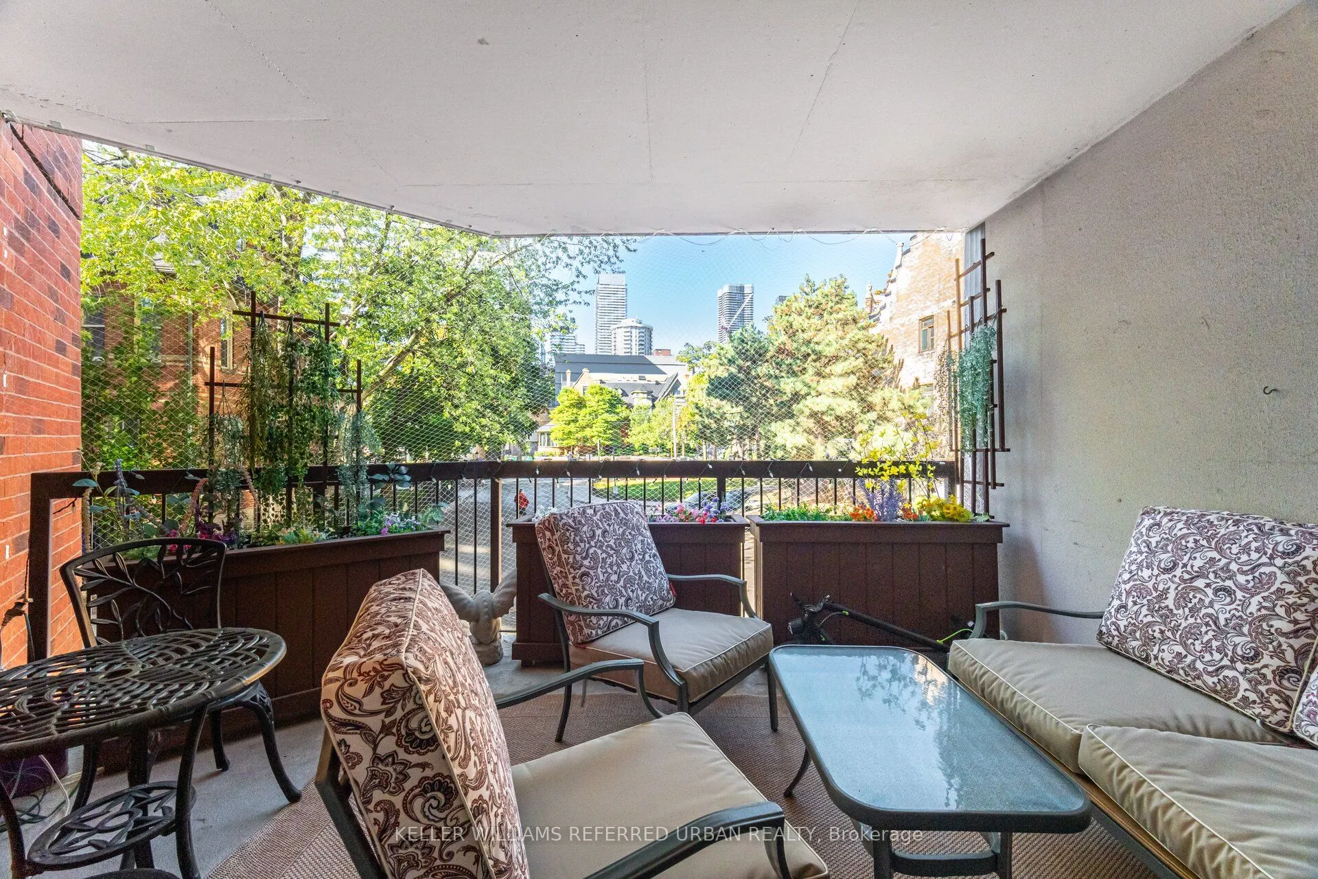 77 Maitland Place, #107