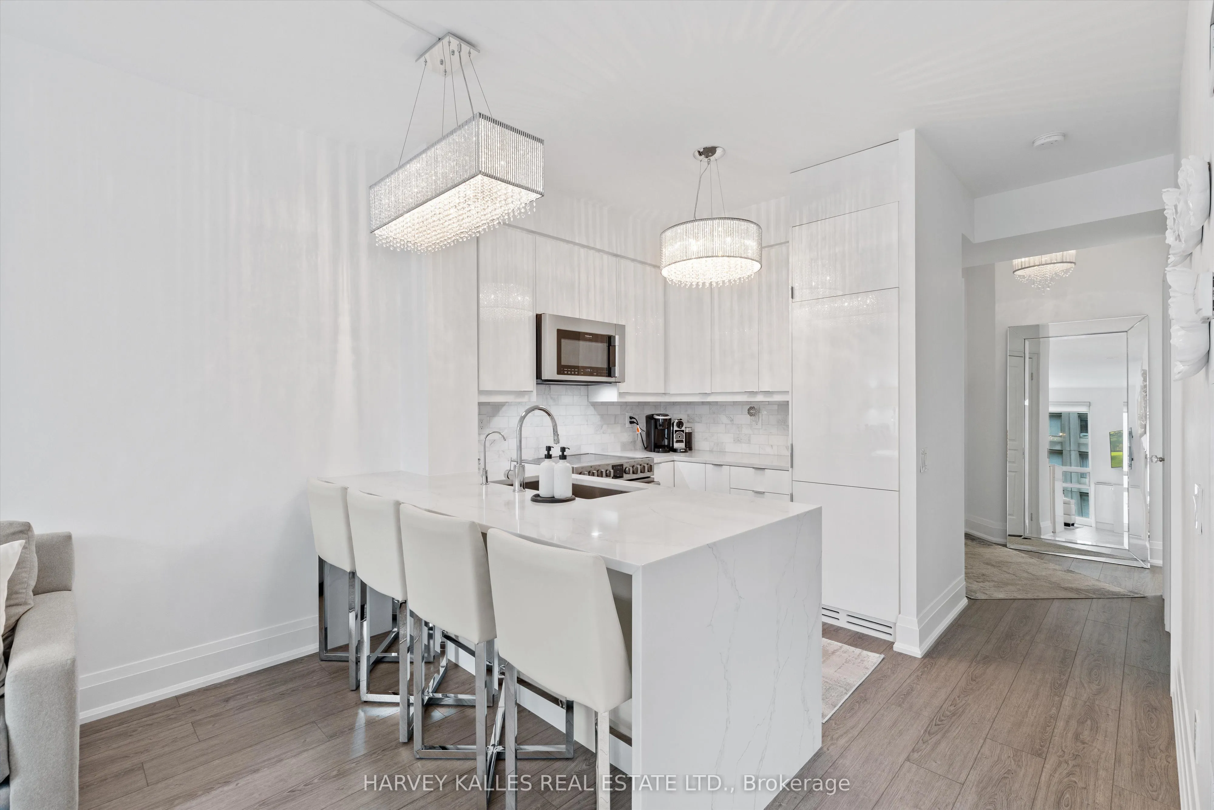 1121 Bay Street, #1205