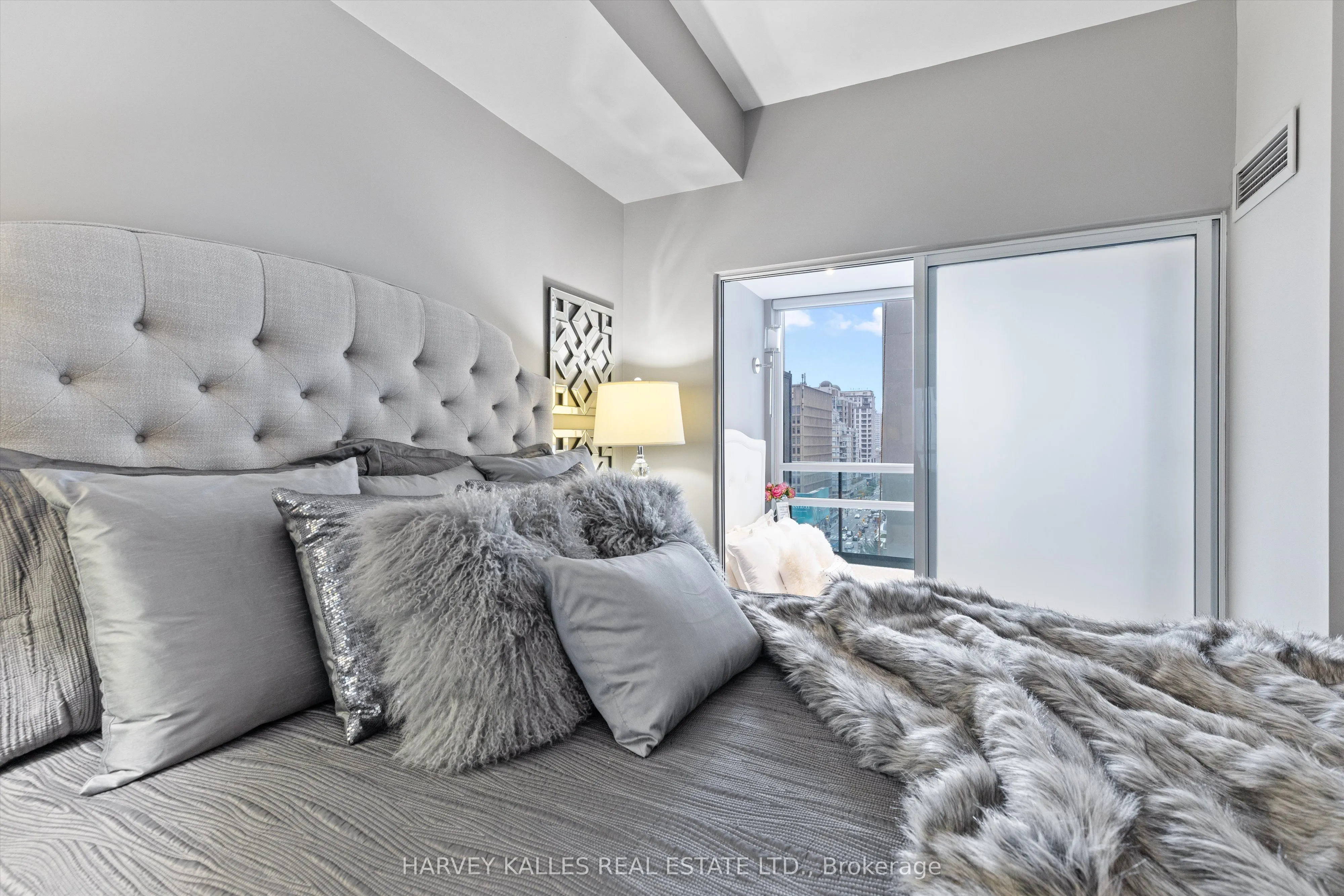 1121 Bay Street, #1205