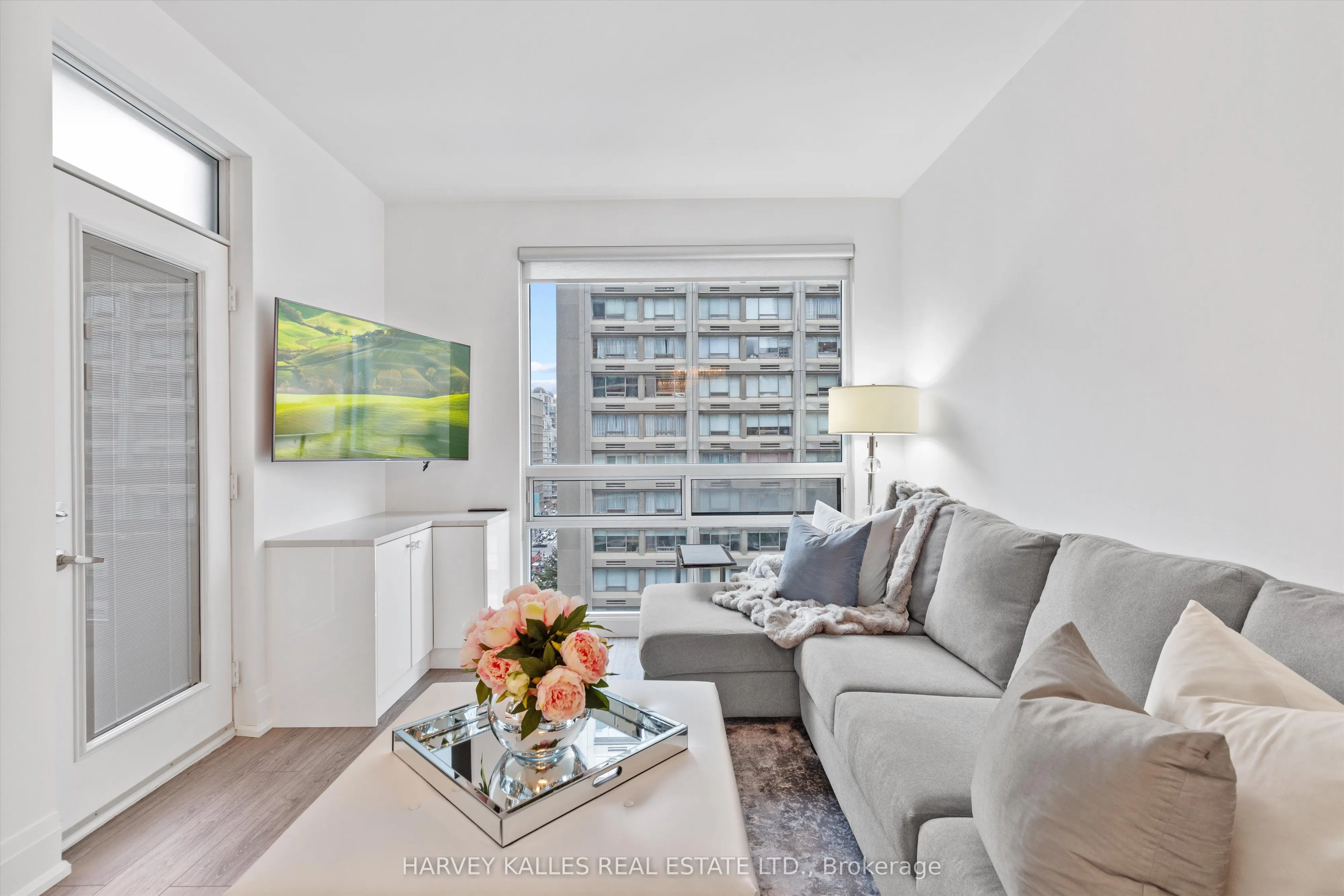 1121 Bay Street, #1205