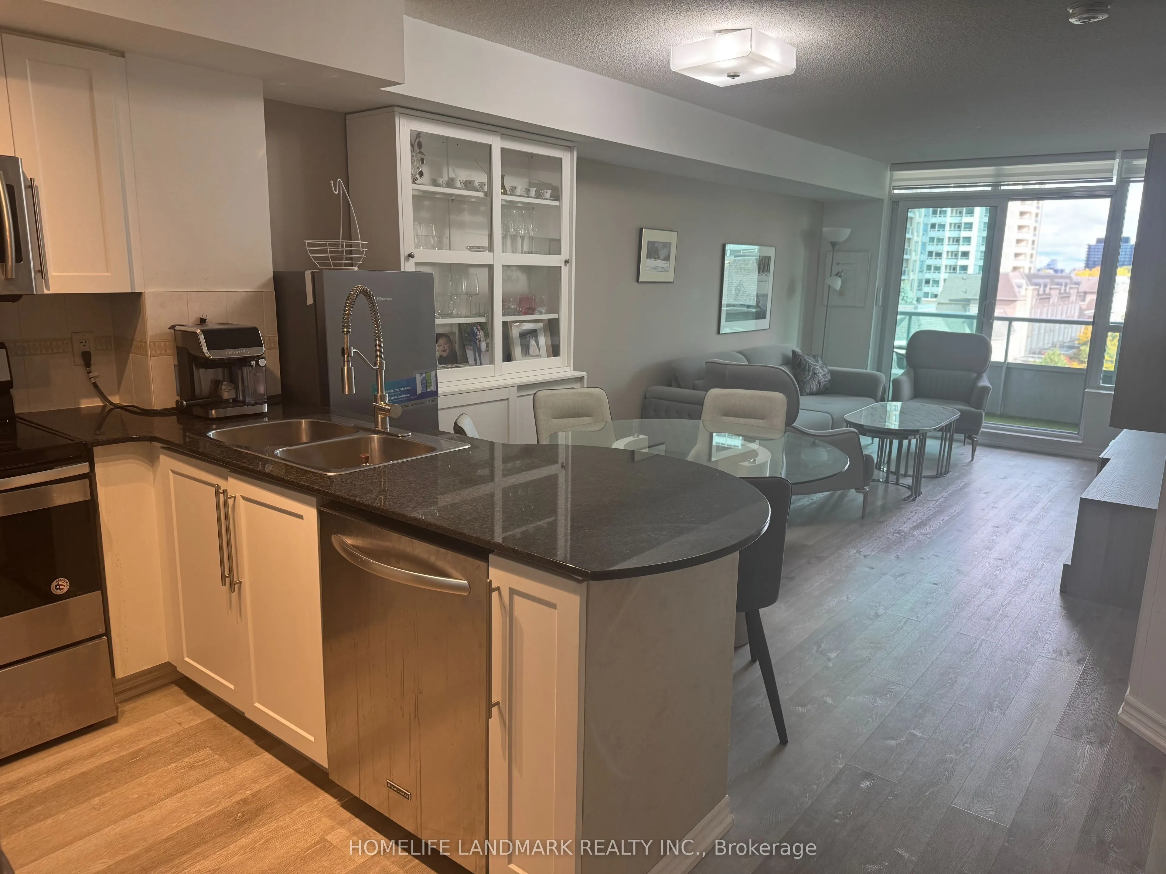 17 Barberry Place, ## 405