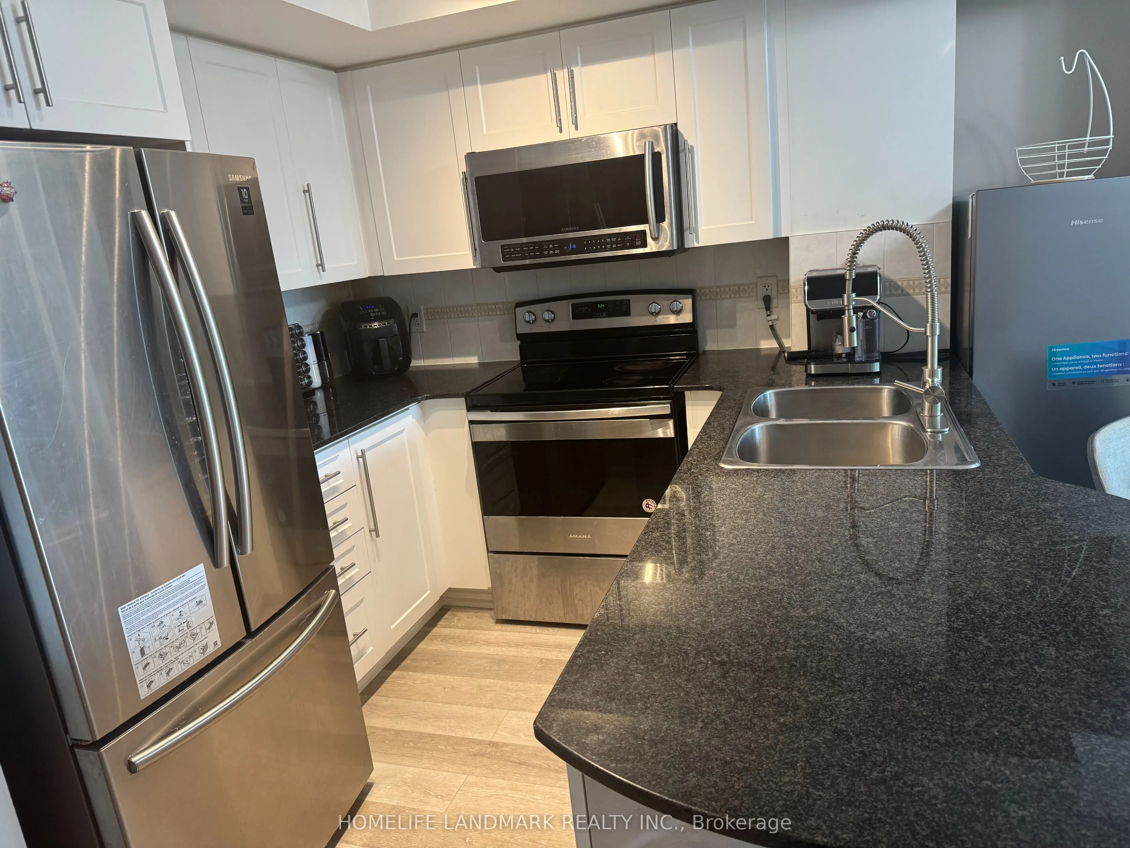 17 Barberry Place, ## 405