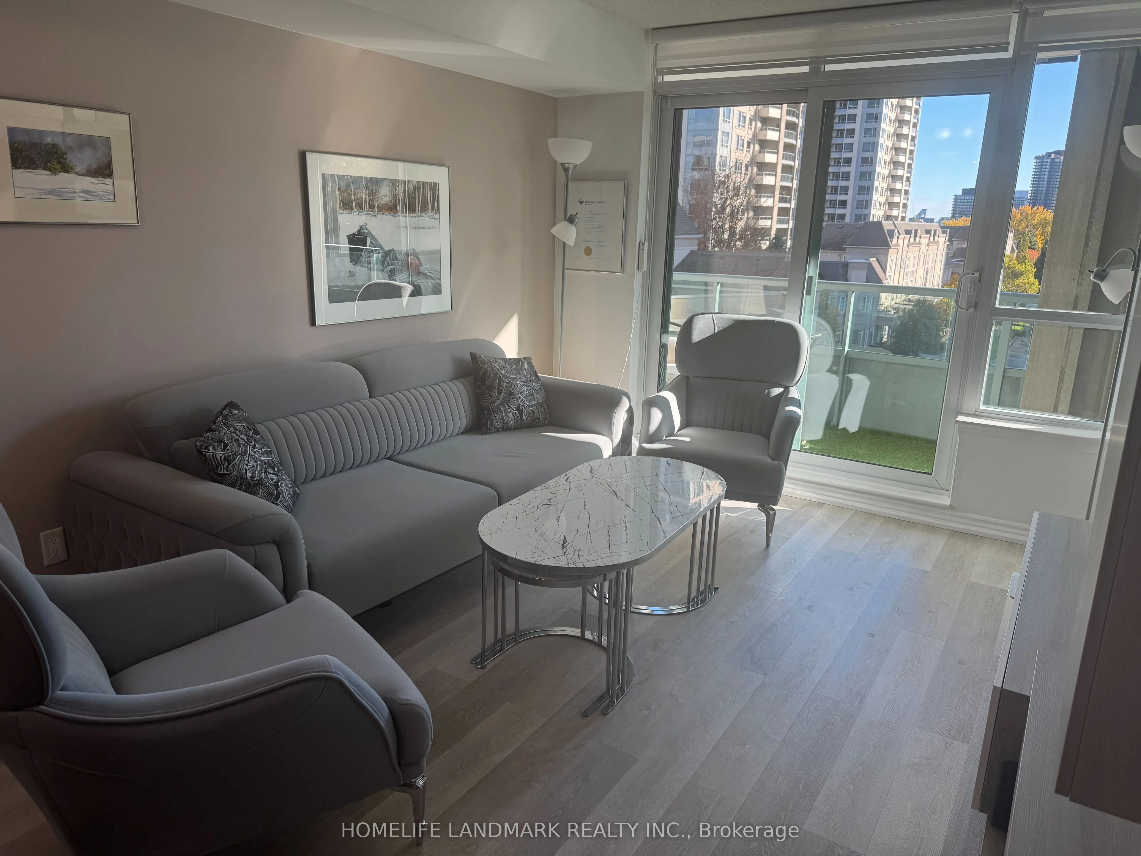 17 Barberry Place, ## 405