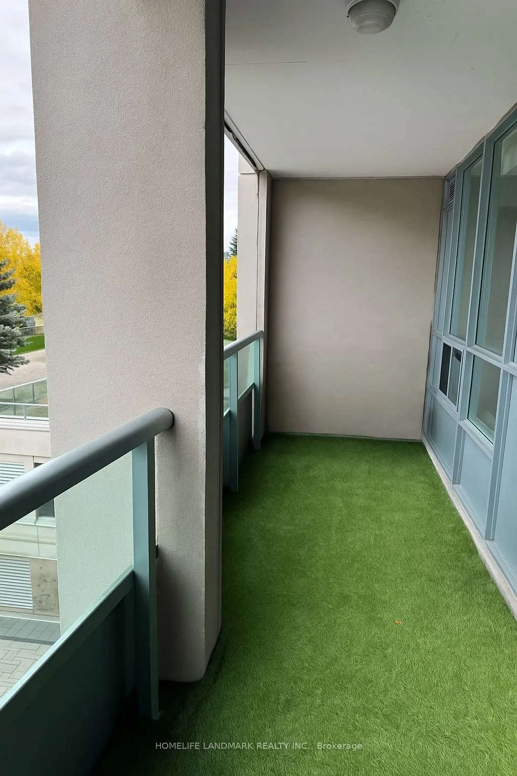 17 Barberry Place, ## 405