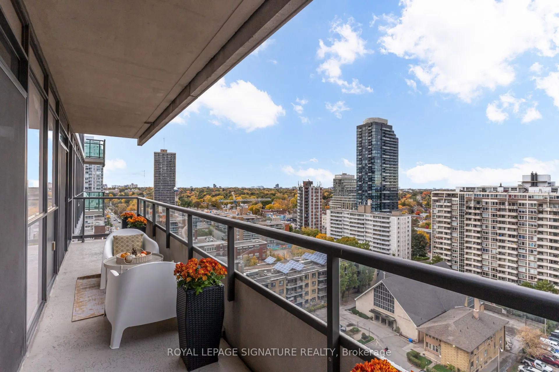 25 Broadway Avenue, #1303