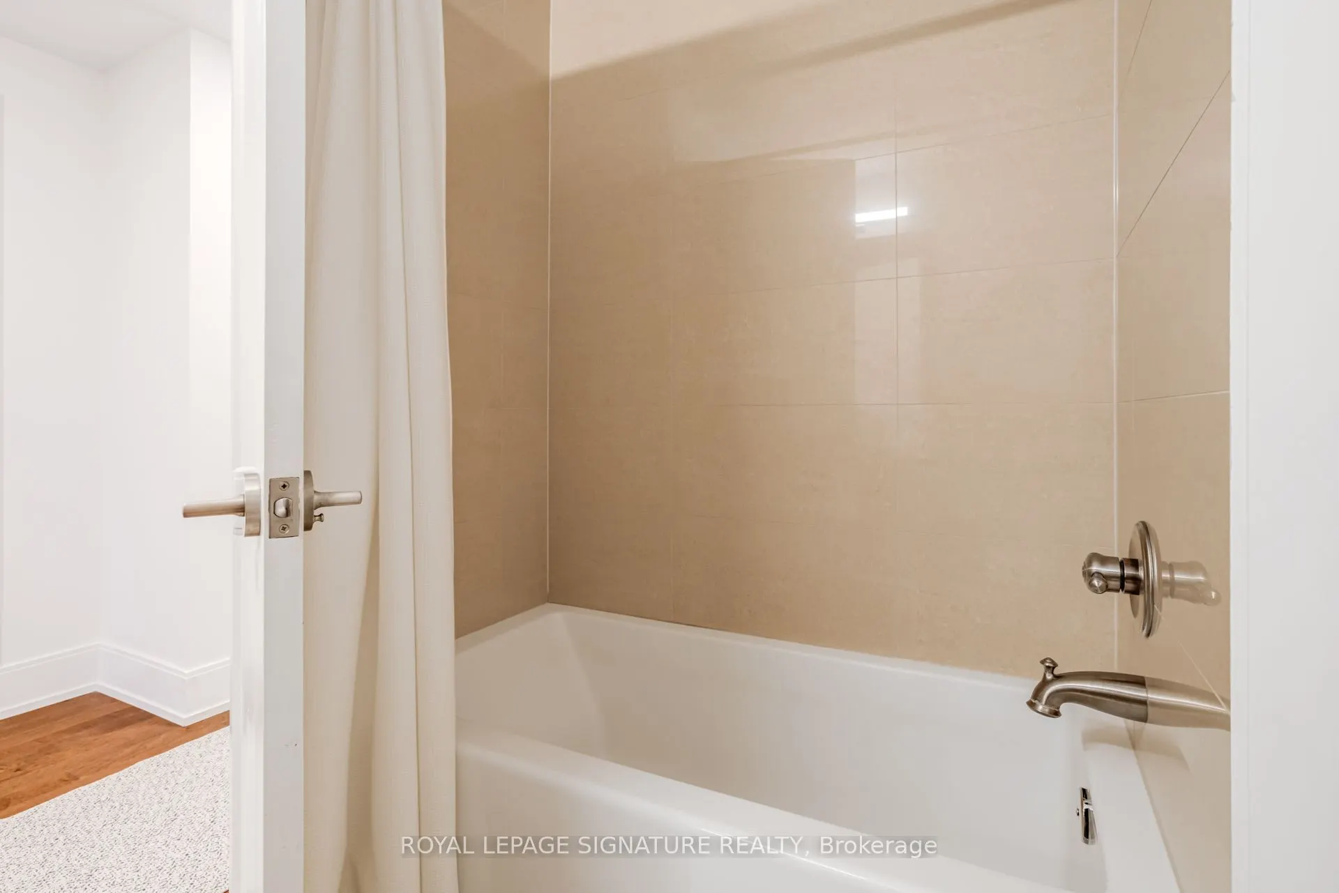 25 Broadway Avenue, #1303