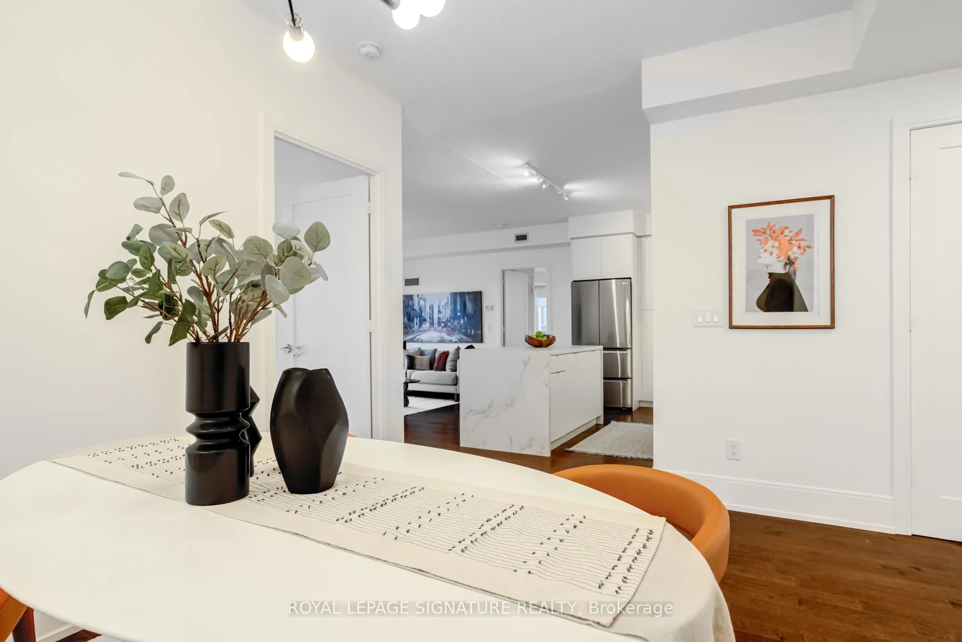 25 Broadway Avenue, #1303