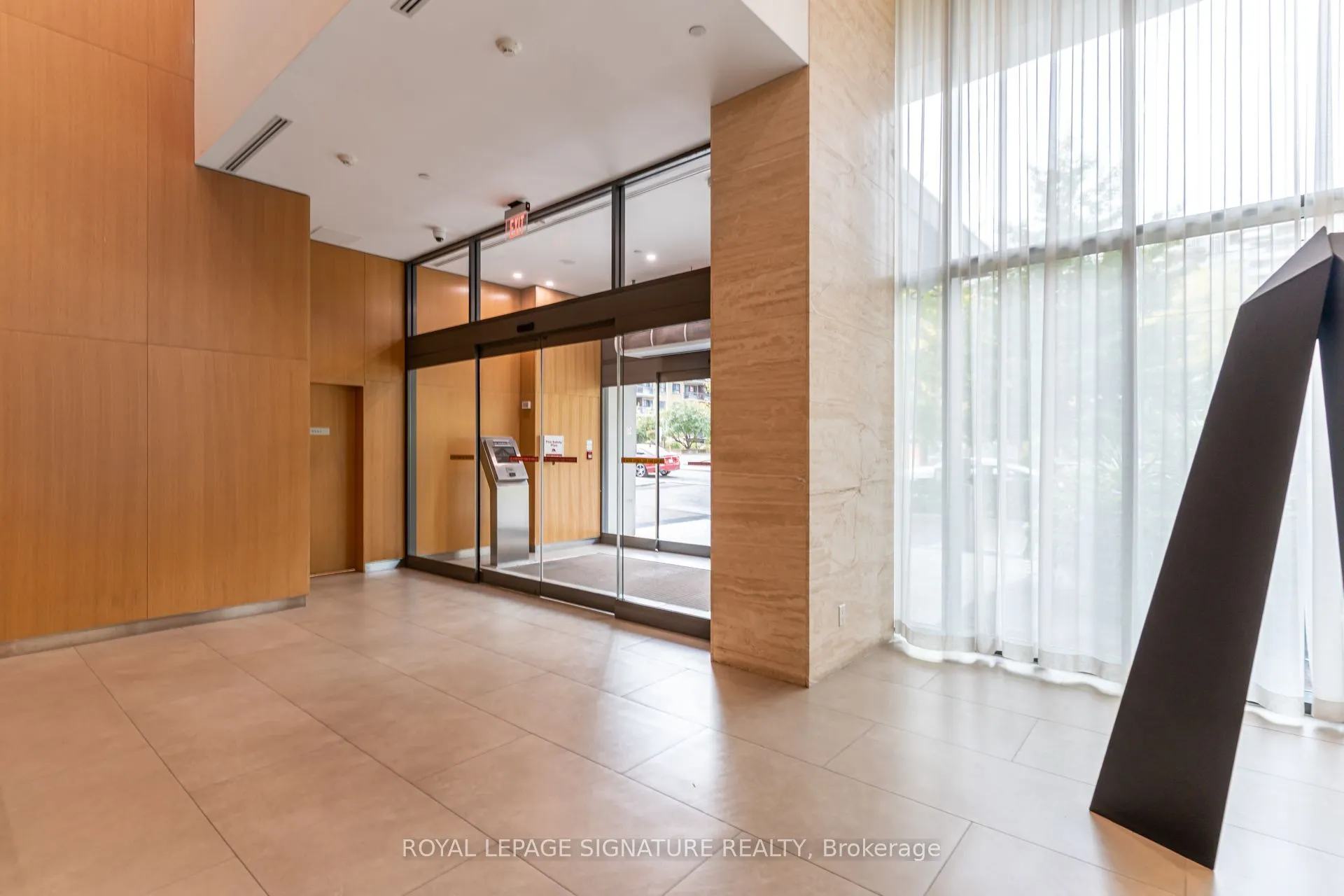 25 Broadway Avenue, #1303