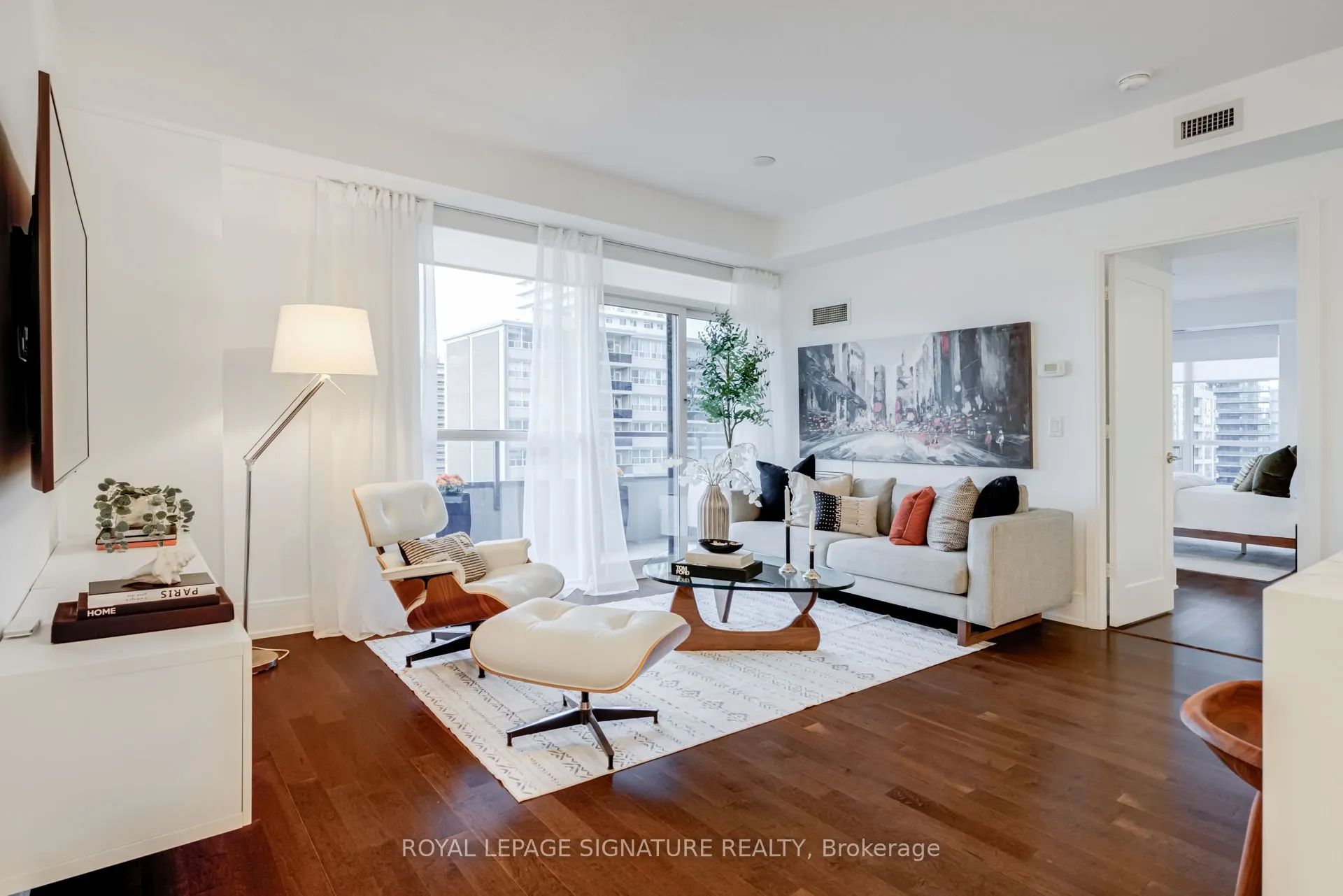 25 Broadway Avenue, #1303