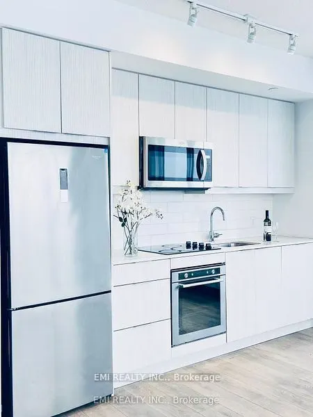 36 Forest Manor Road, #405