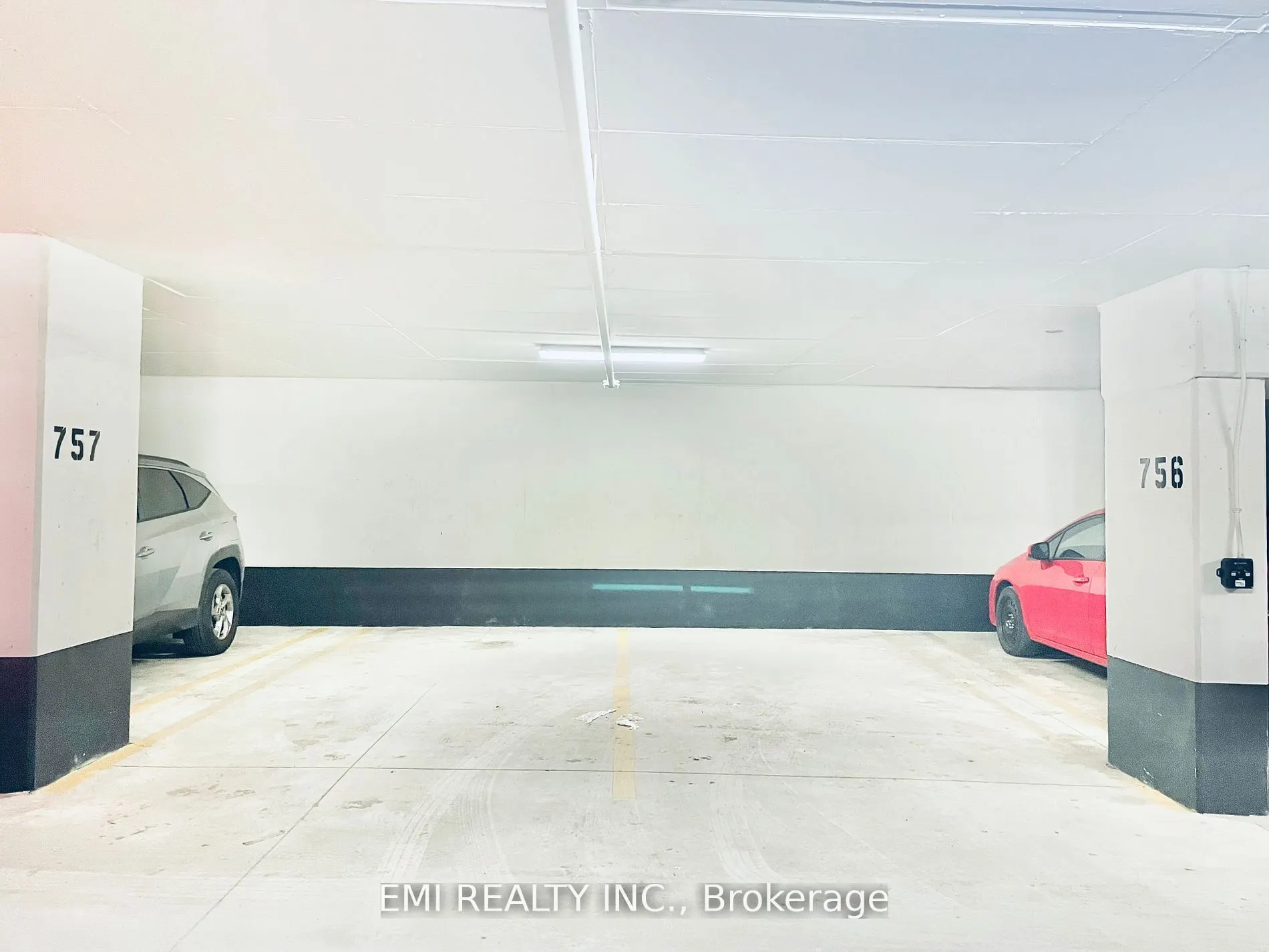 36 Forest Manor Road, #405