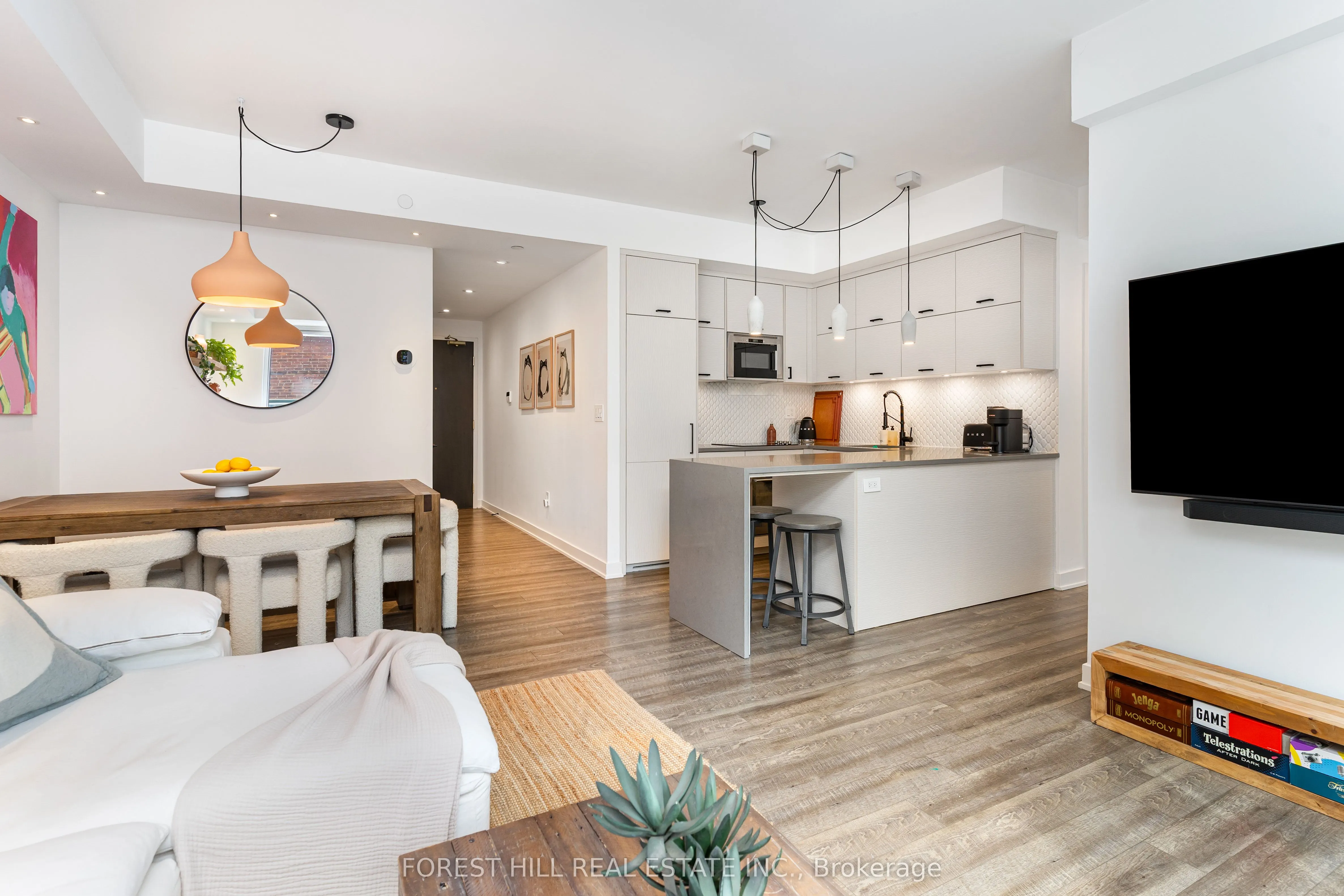 106 Dovercourt Road, #220