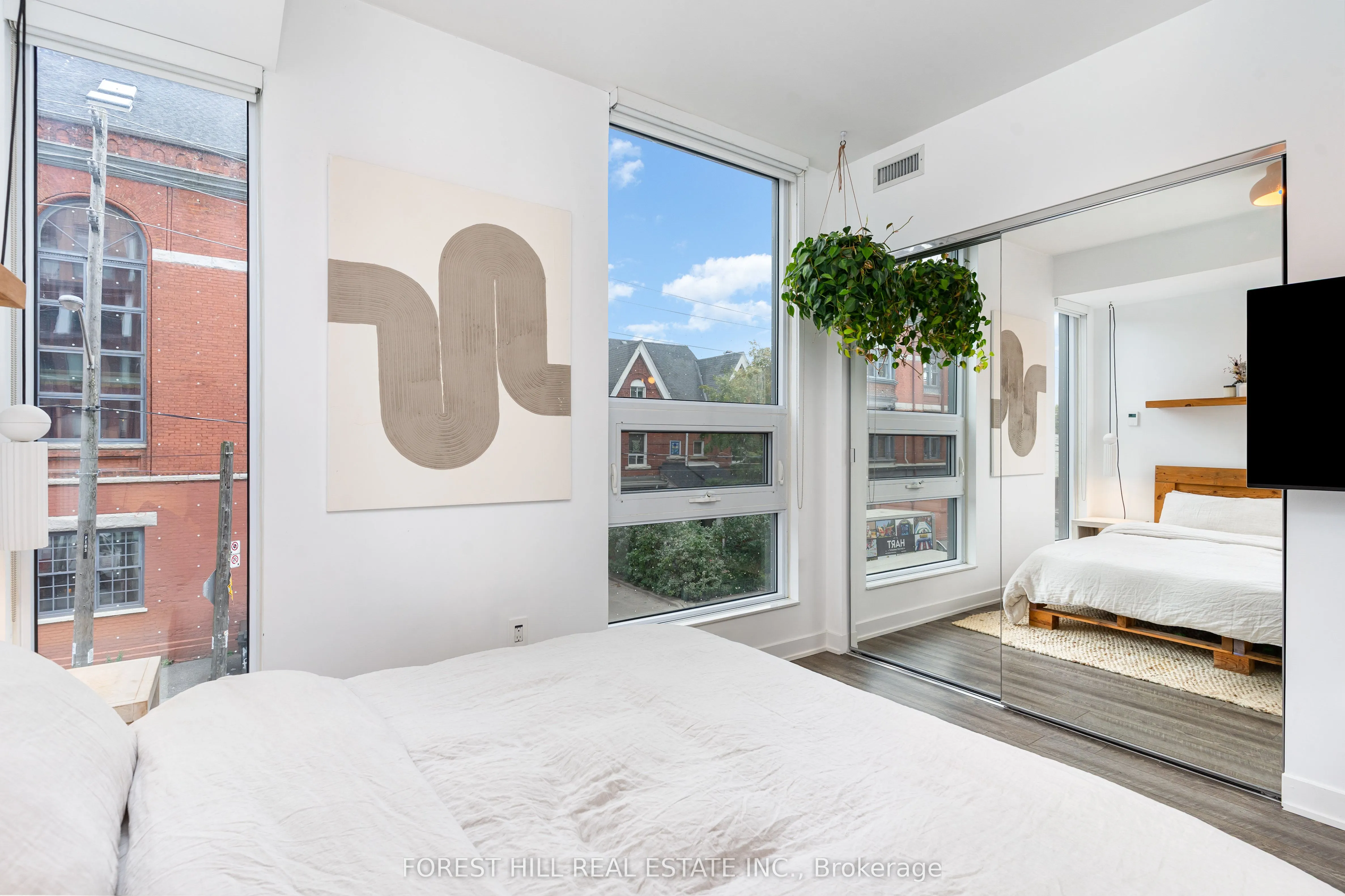 106 Dovercourt Road, #220