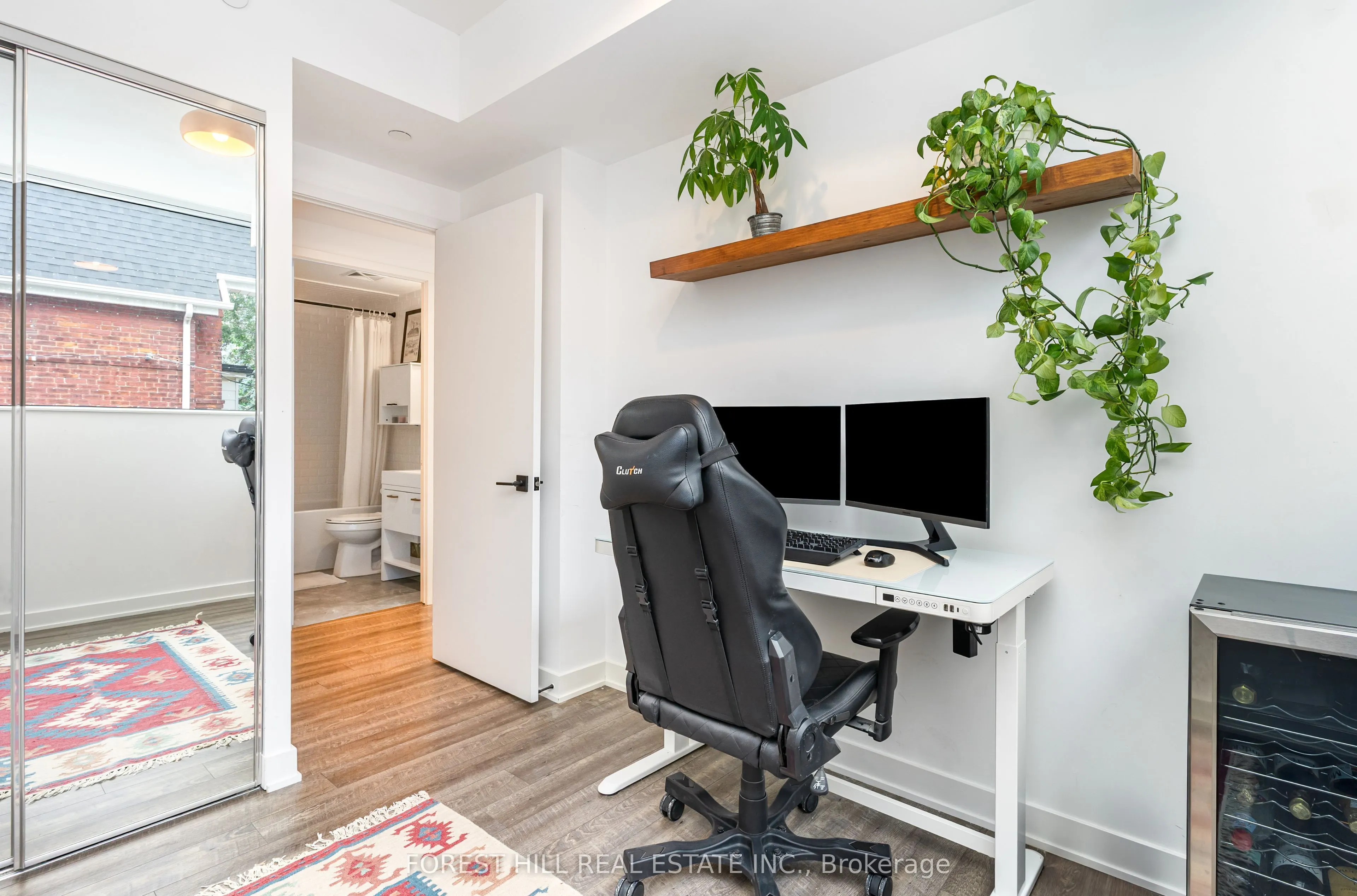 106 Dovercourt Road, #220