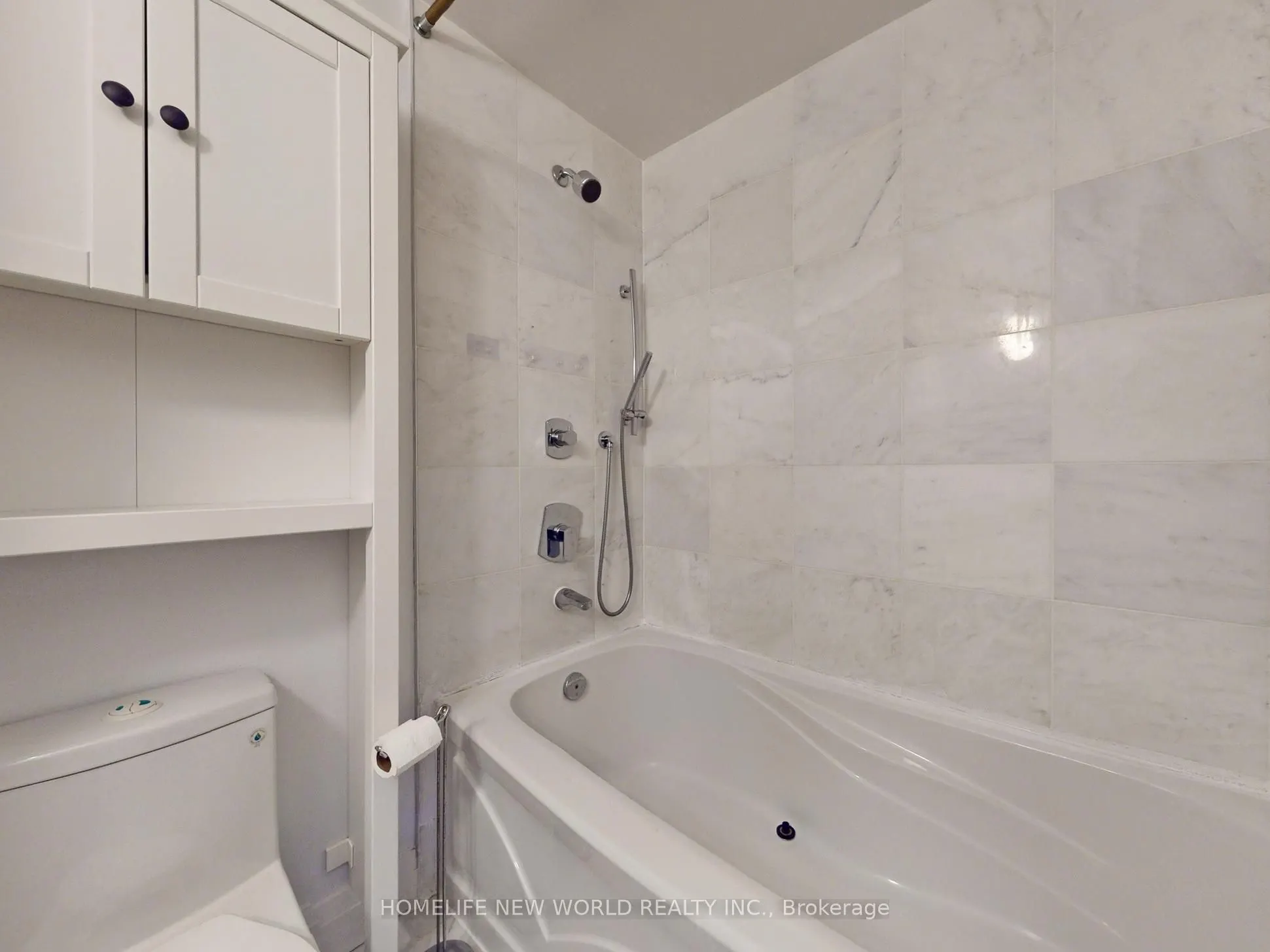 399 Spring Garden Avenue, #208