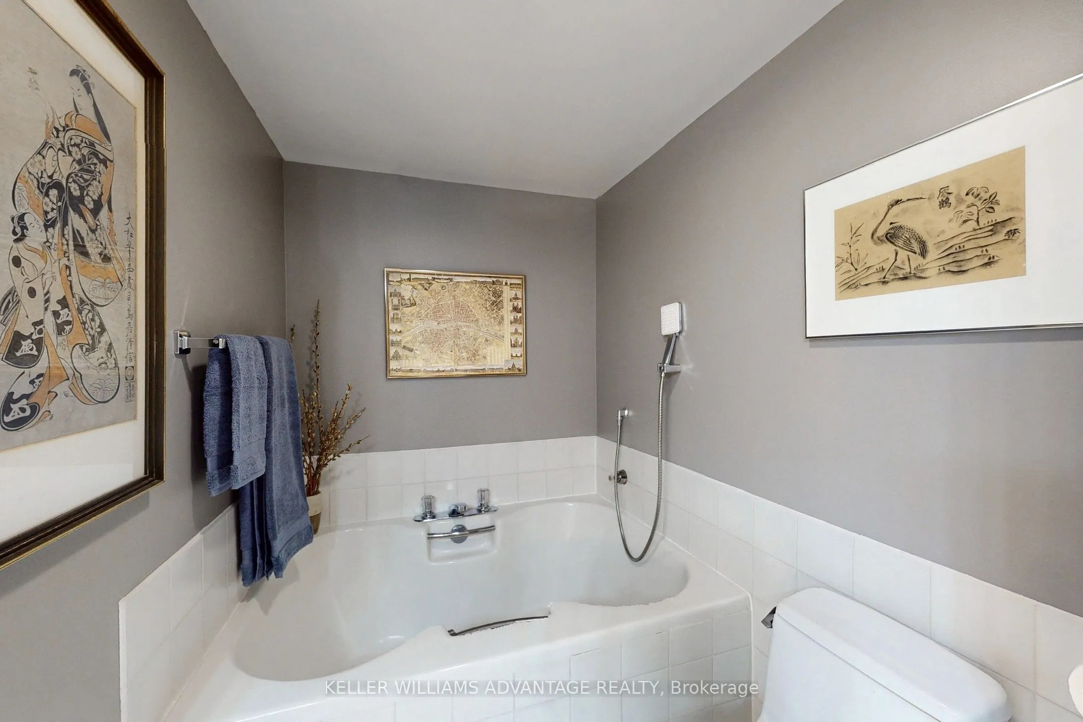 35 Church Street, #713