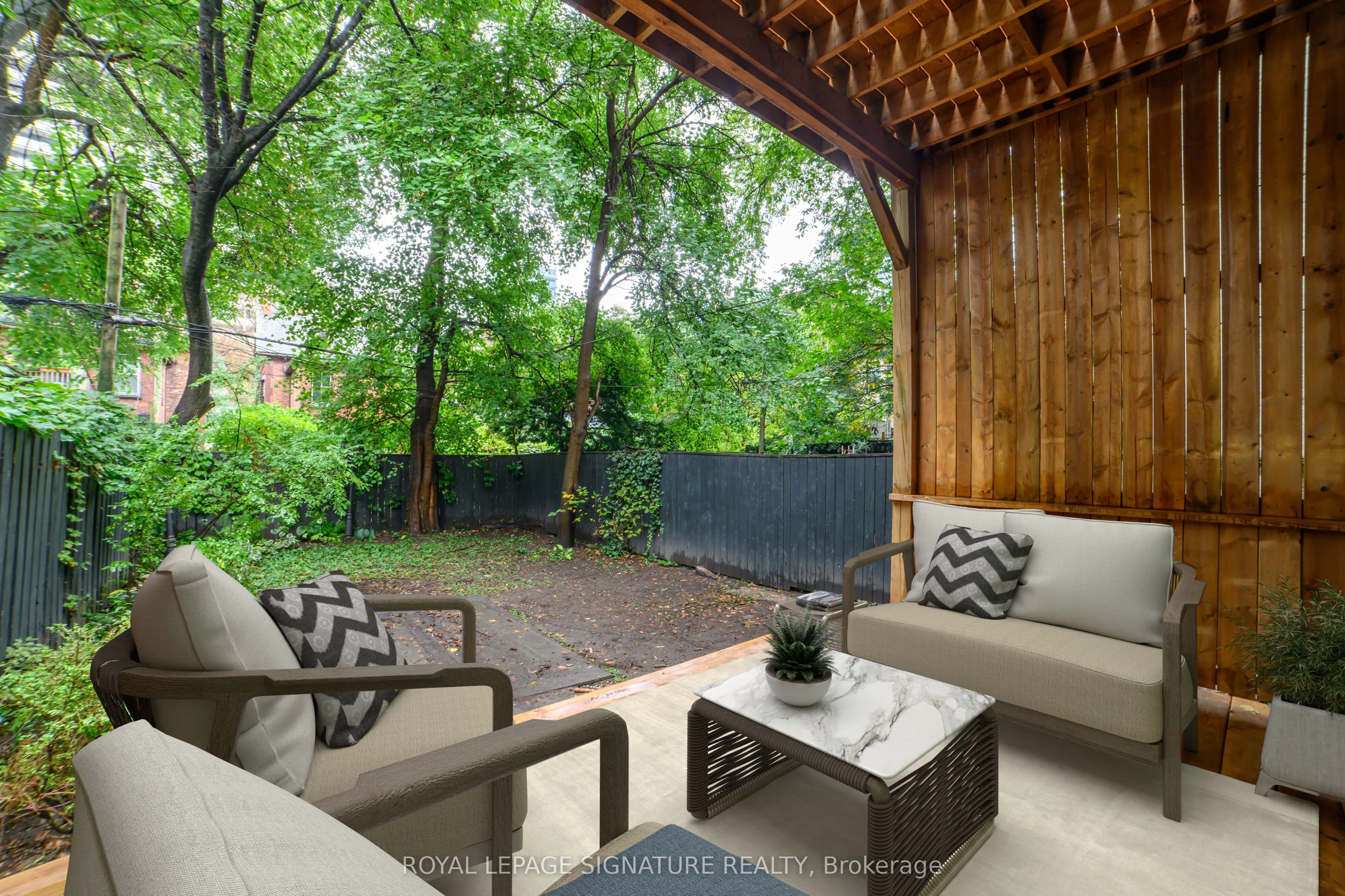 103 Gloucester Street, #Main