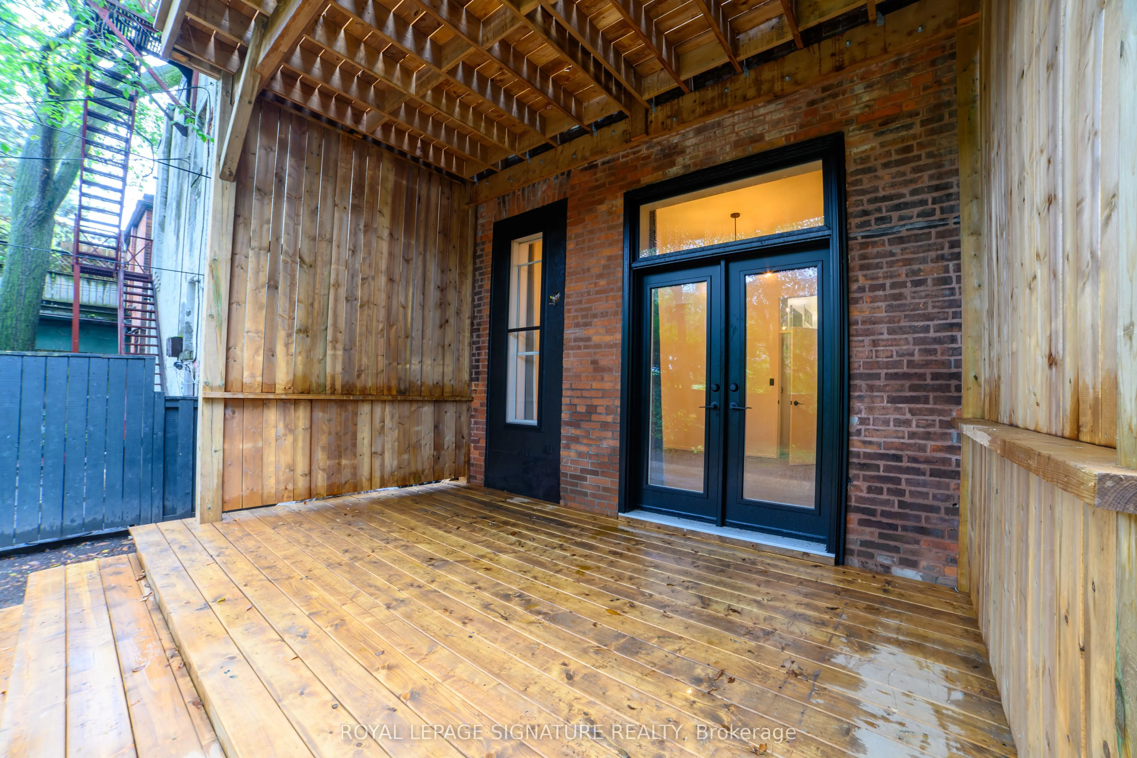 103 Gloucester Street, #Main