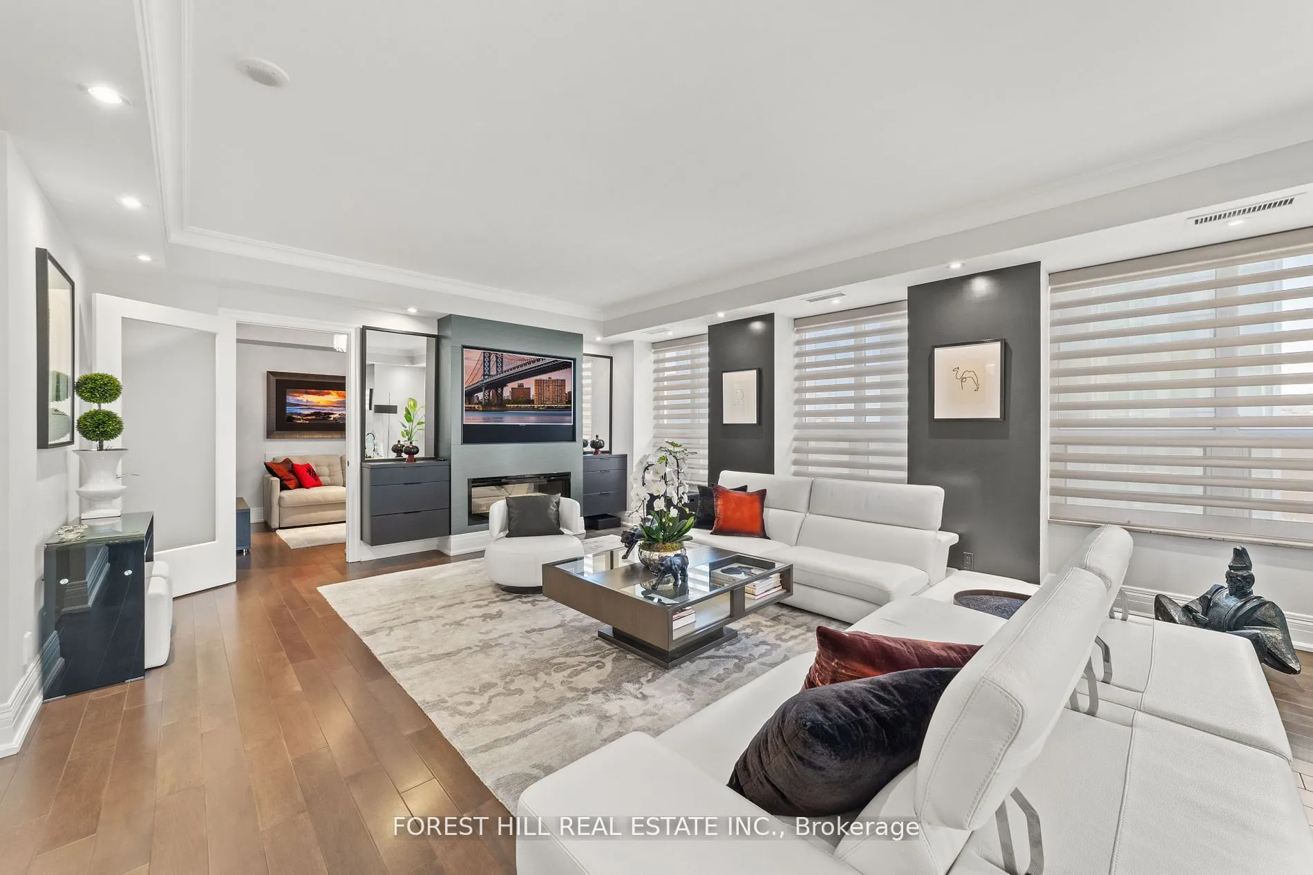 68 Yorkville Avenue, #1001