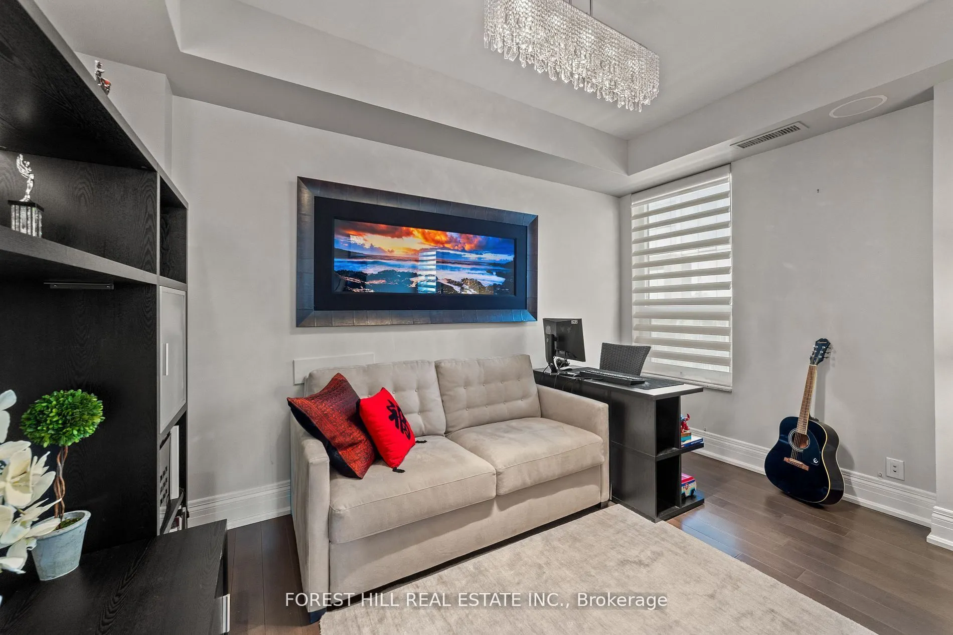 68 Yorkville Avenue, #1001