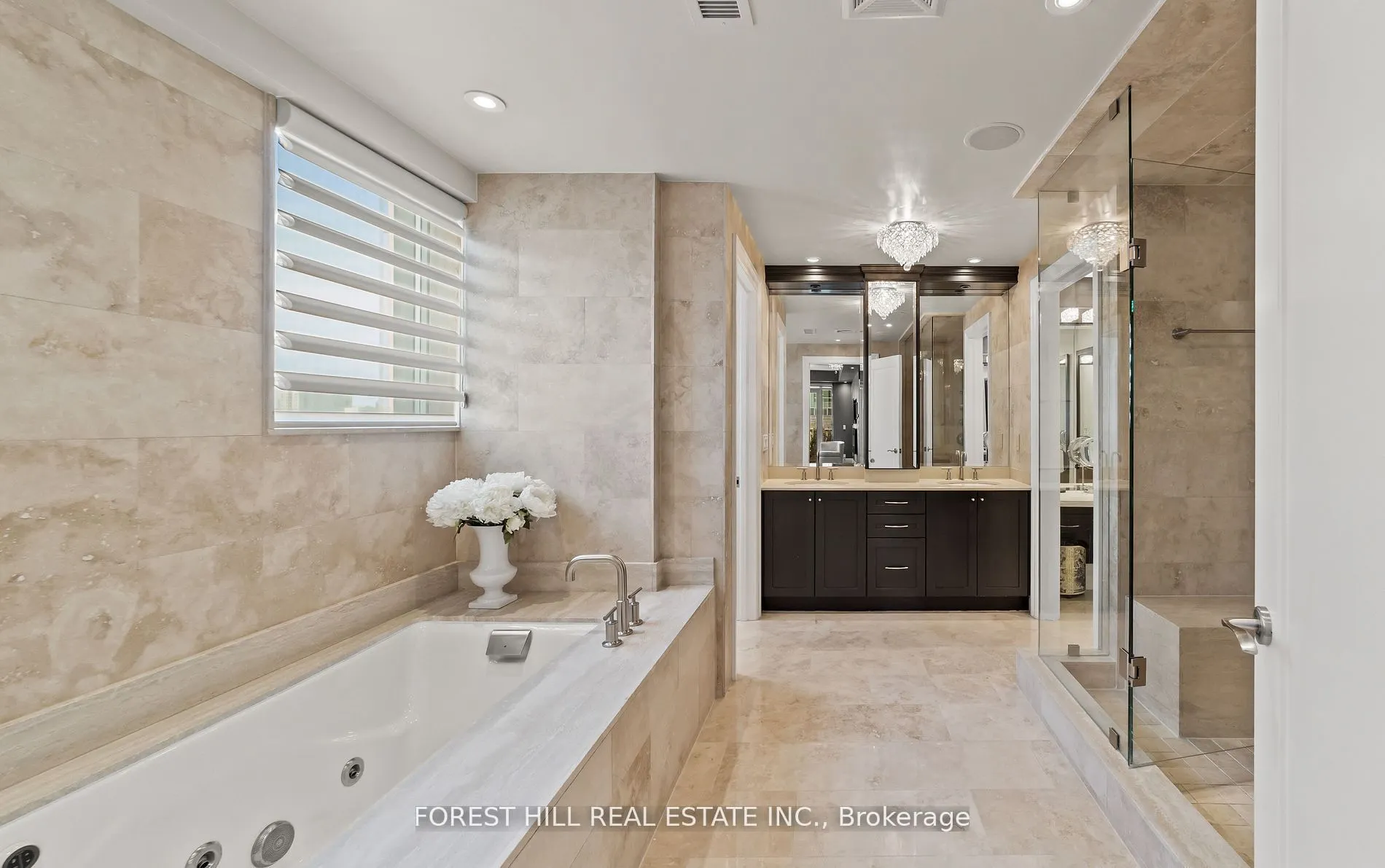 68 Yorkville Avenue, #1001